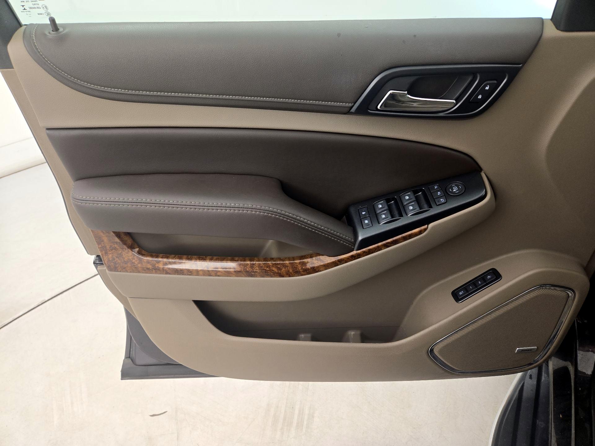 Thumbnail: 2017 Chevrolet Tahoe - 12