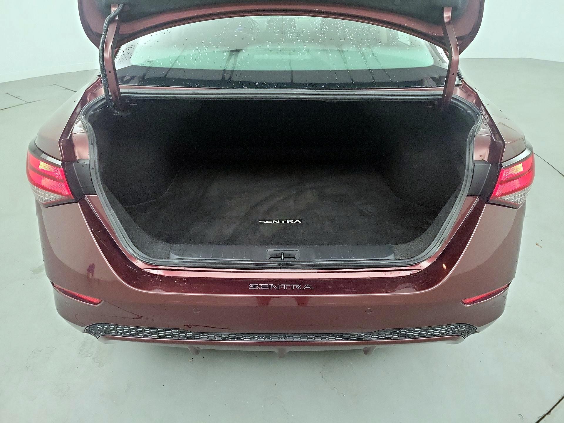 Thumbnail: 2024 Nissan Sentra - 19