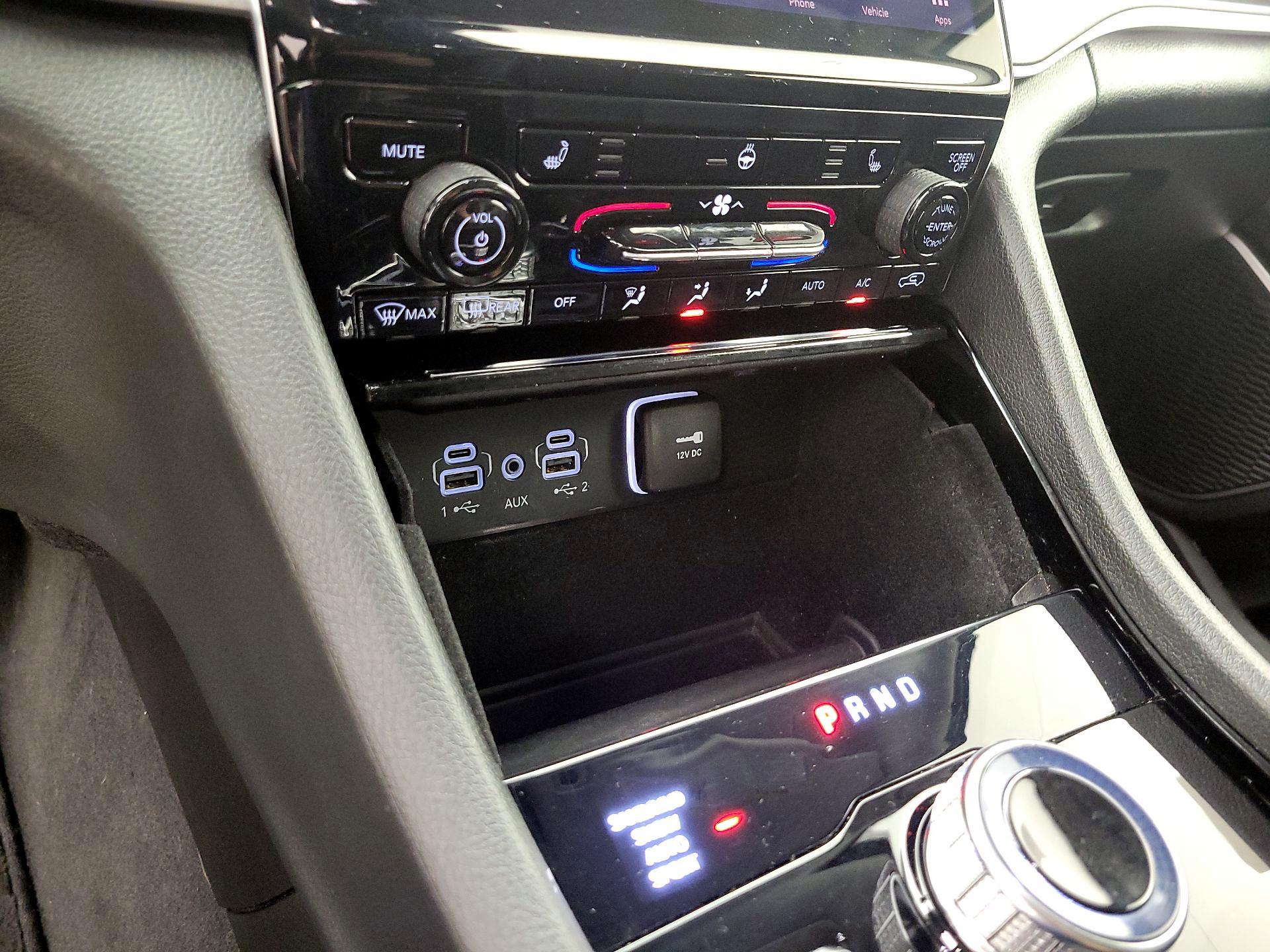 Thumbnail: 2022 Jeep Grand Cherokee L - 19