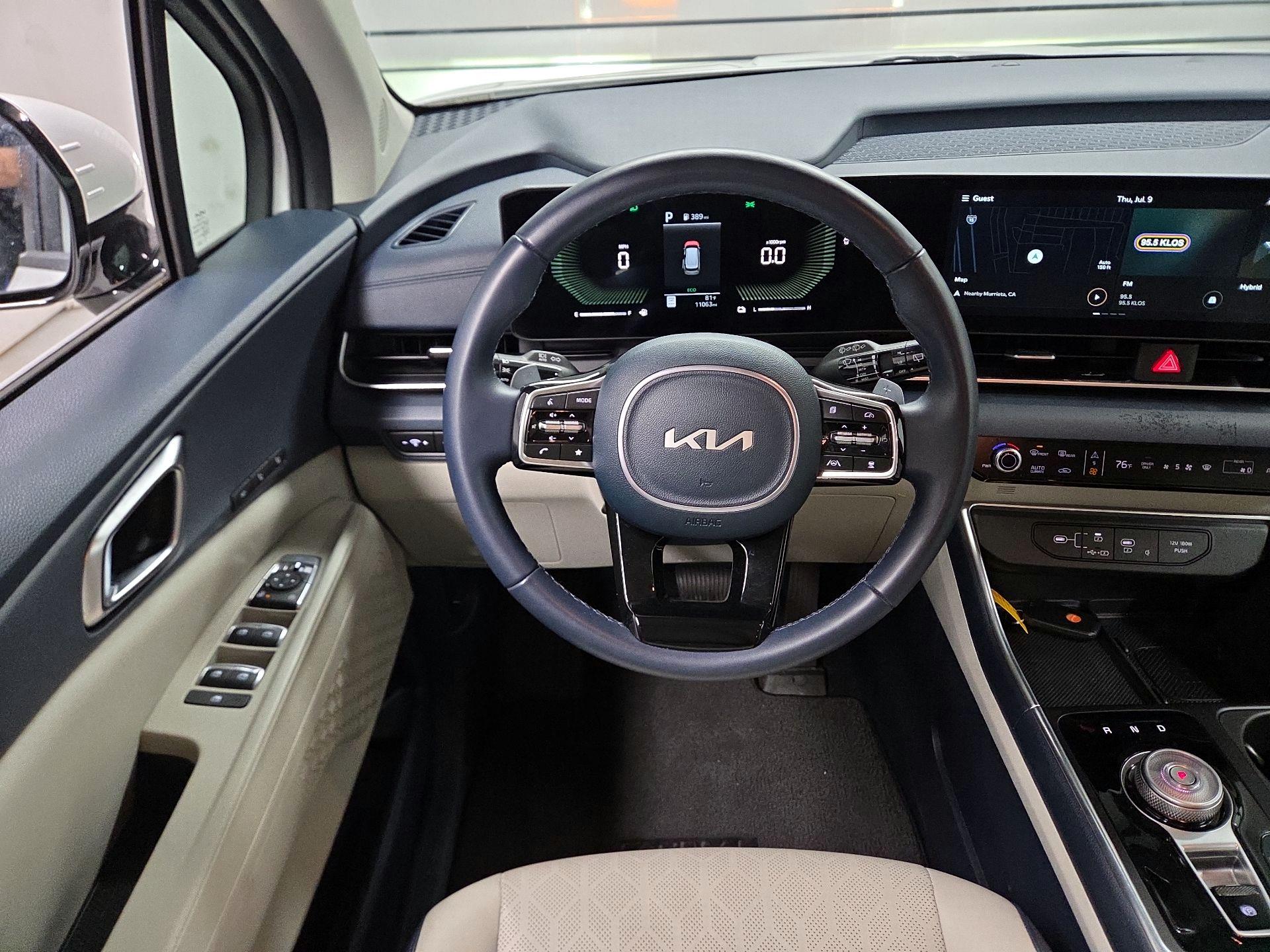 Thumbnail: 2025 Kia Carnival - 10