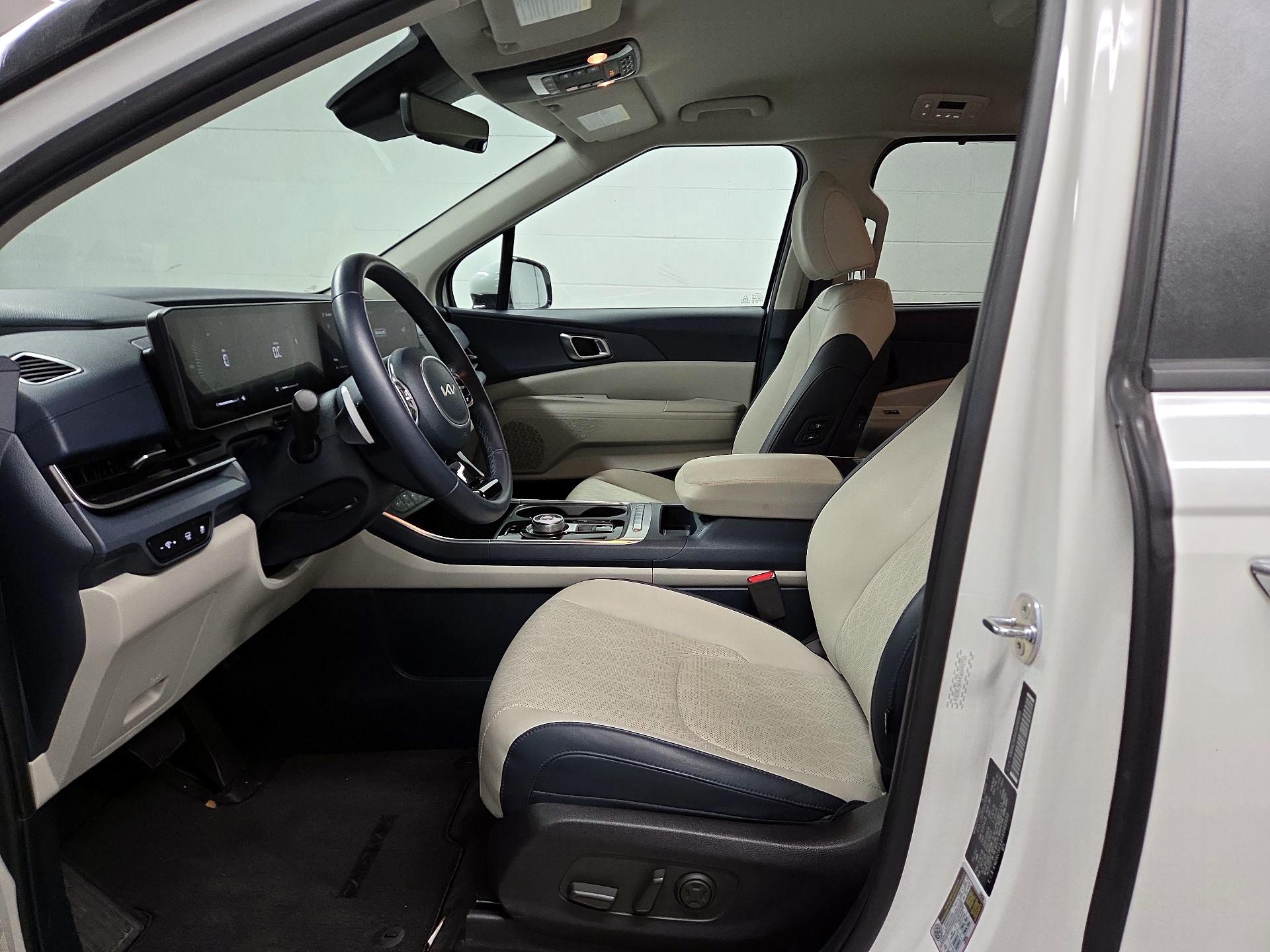 Thumbnail: 2025 Kia Carnival - 11