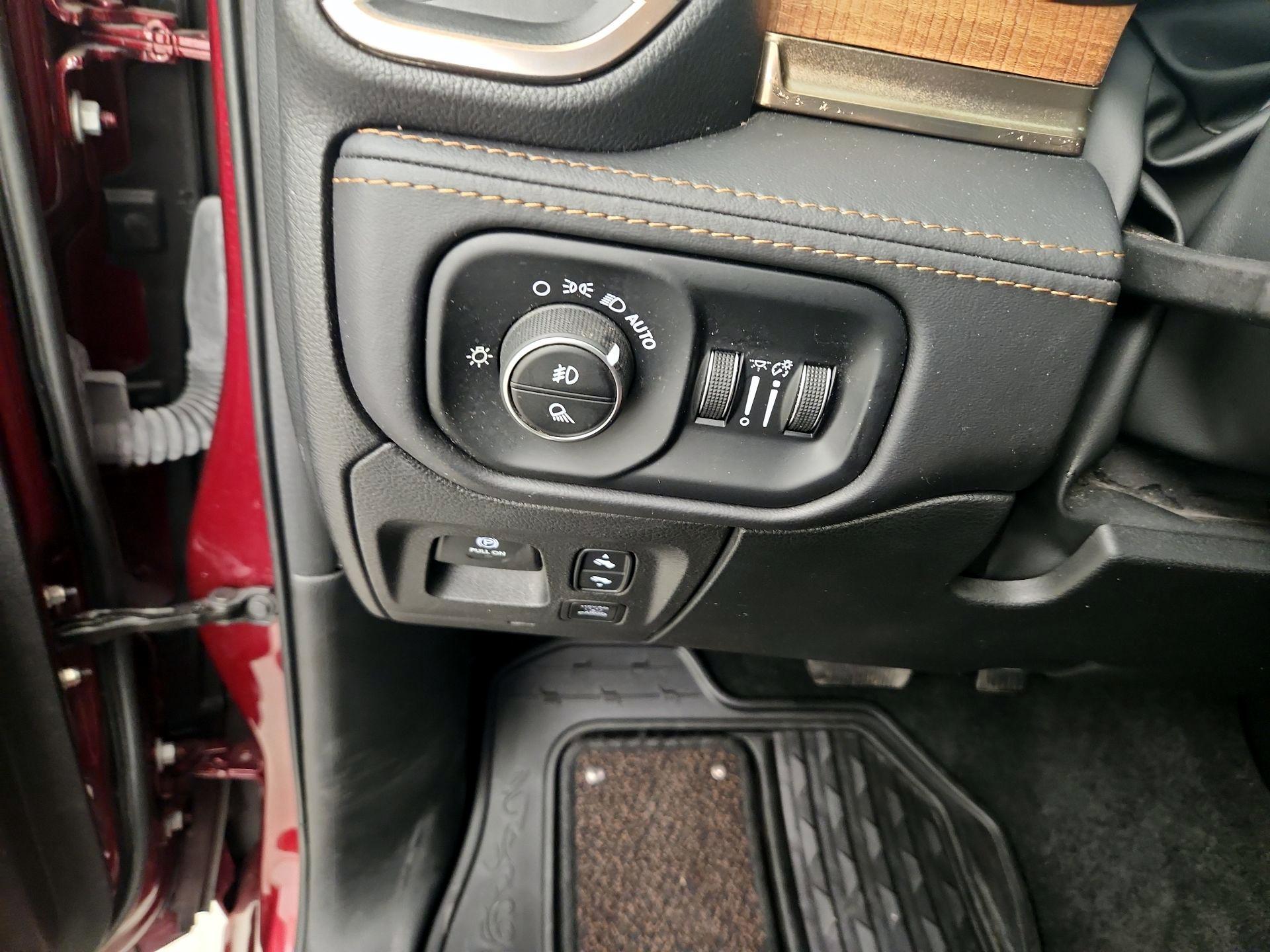 Thumbnail: 2023 RAM 1500 - 13