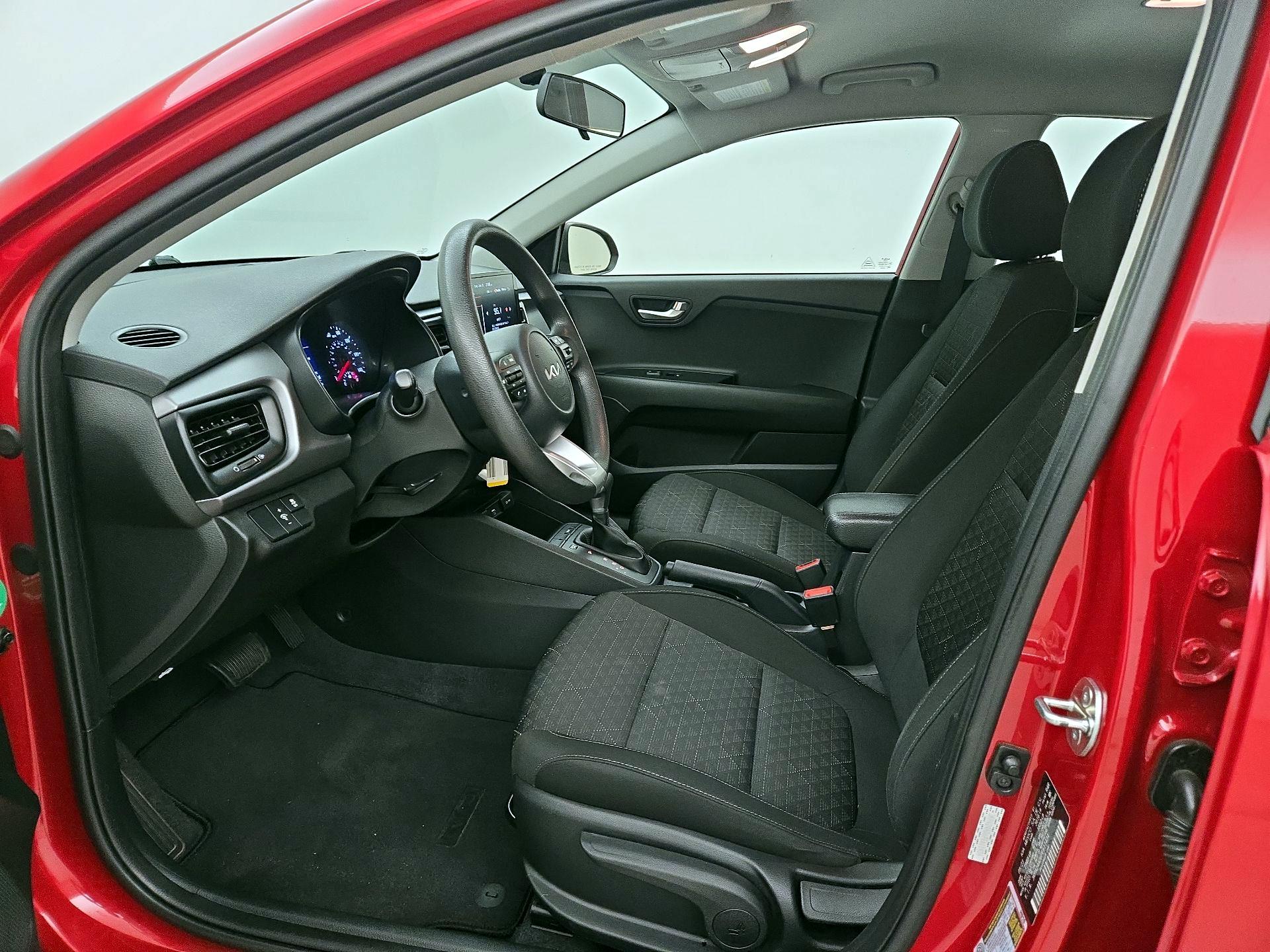 Thumbnail: 2023 Kia Rio - 11