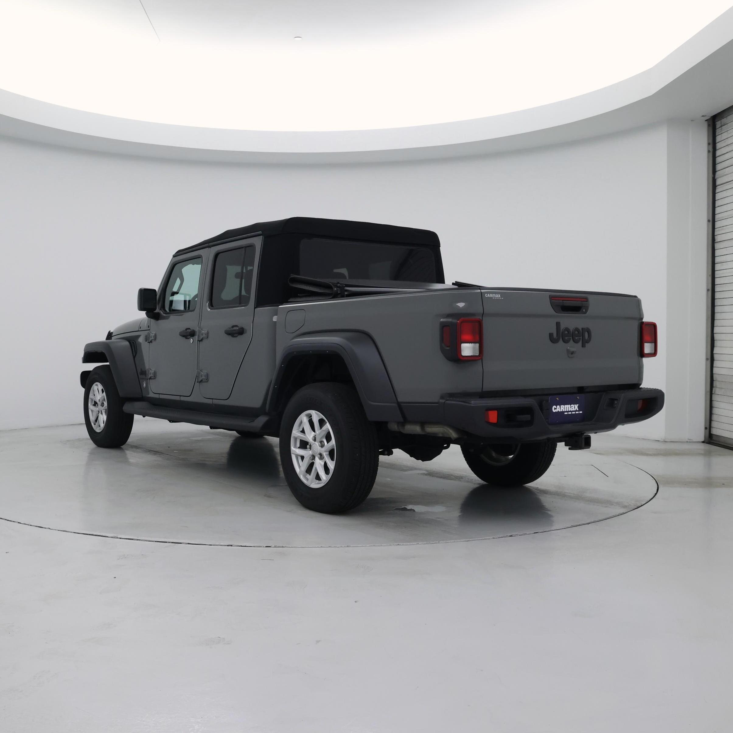 Thumbnail: 2023 Jeep Gladiator - 2