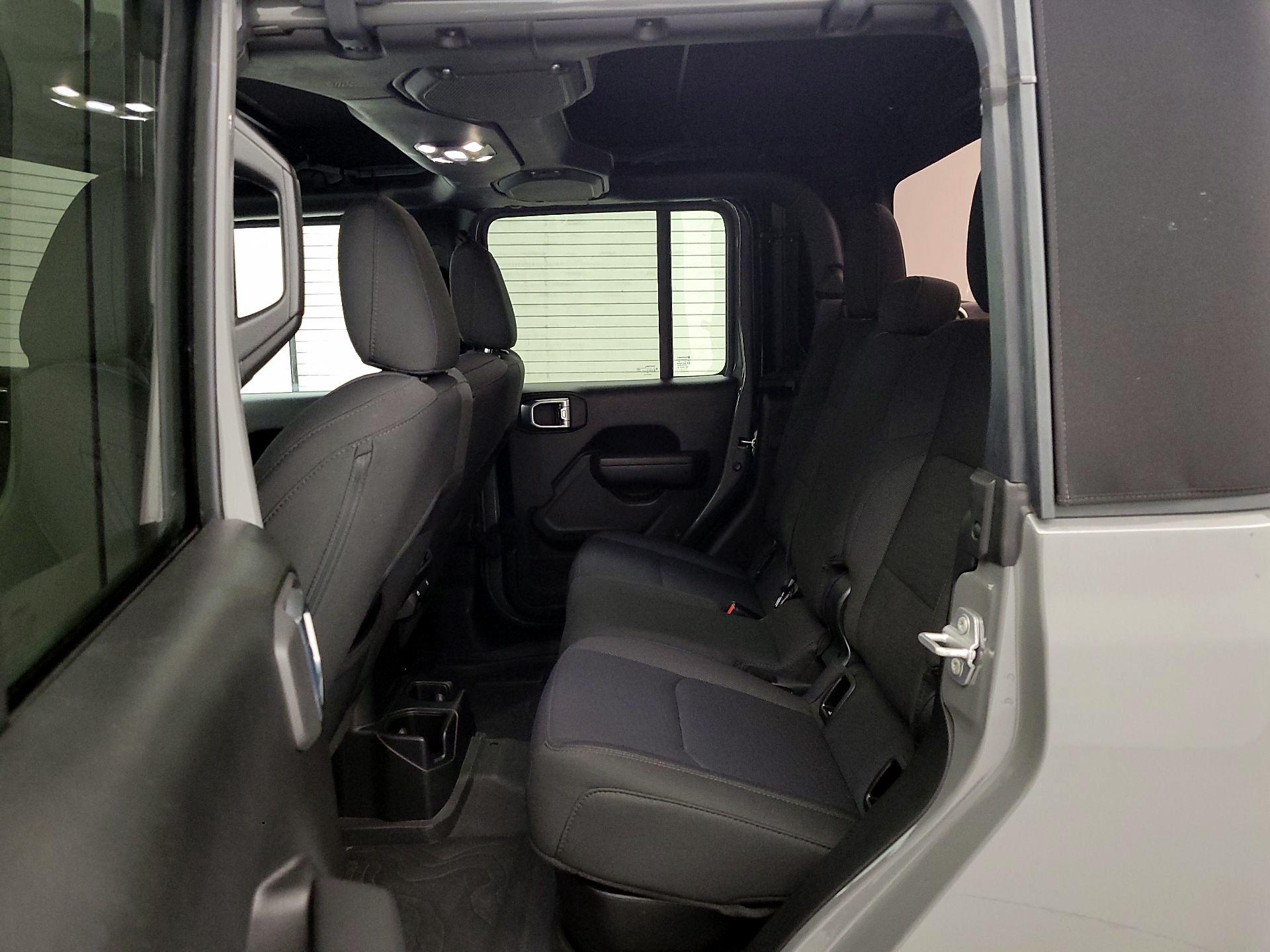 Thumbnail: 2023 Jeep Gladiator - 19