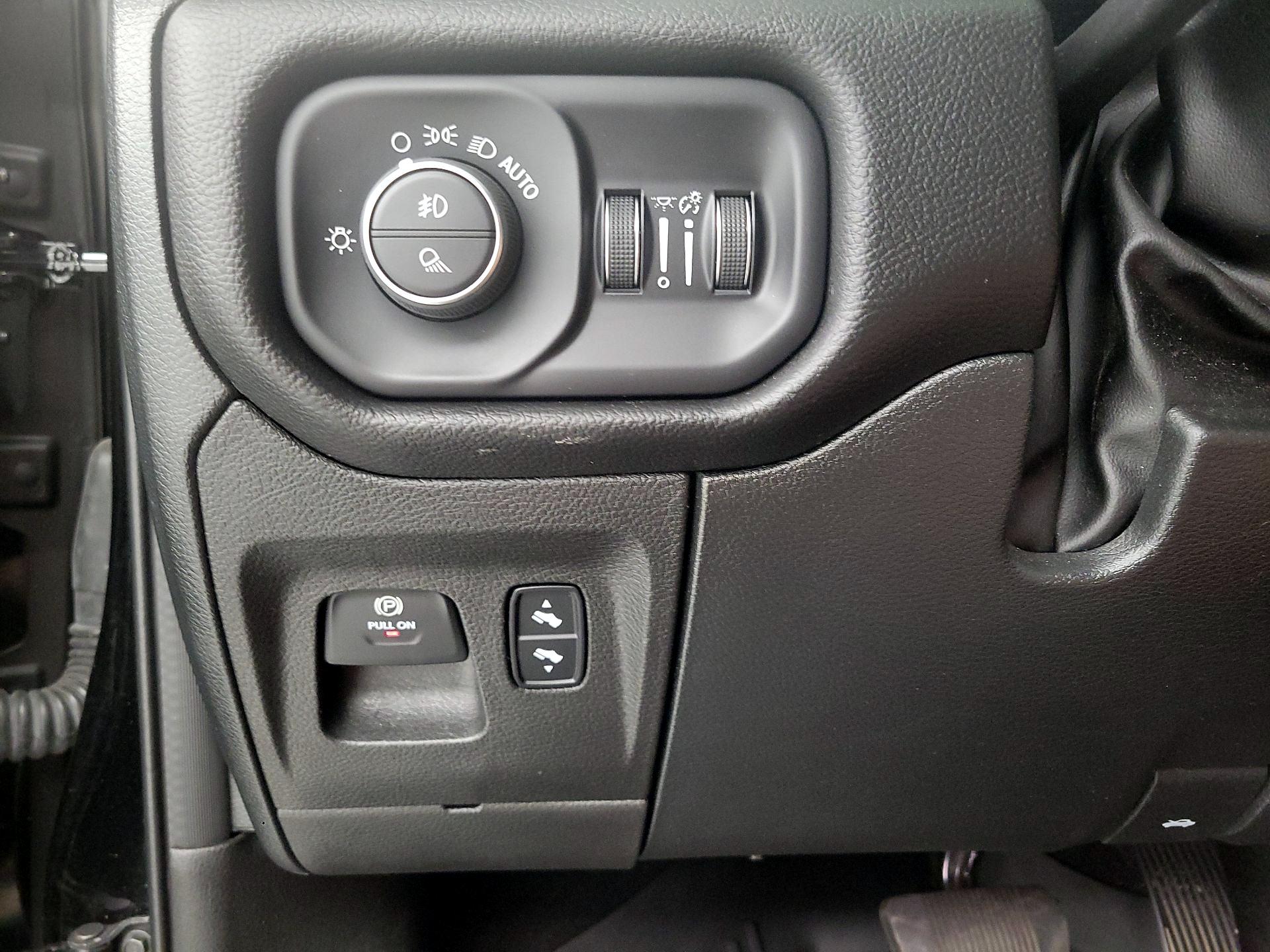 Thumbnail: 2022 RAM 1500 - 13