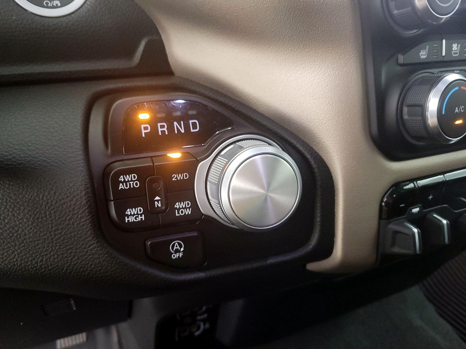 2022 RAM Ram 1500 Pickup Laramie - Photo 19