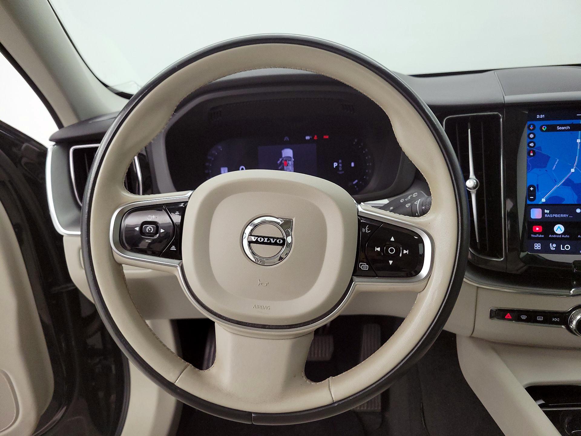 Thumbnail: 2024 Volvo XC60 - 10