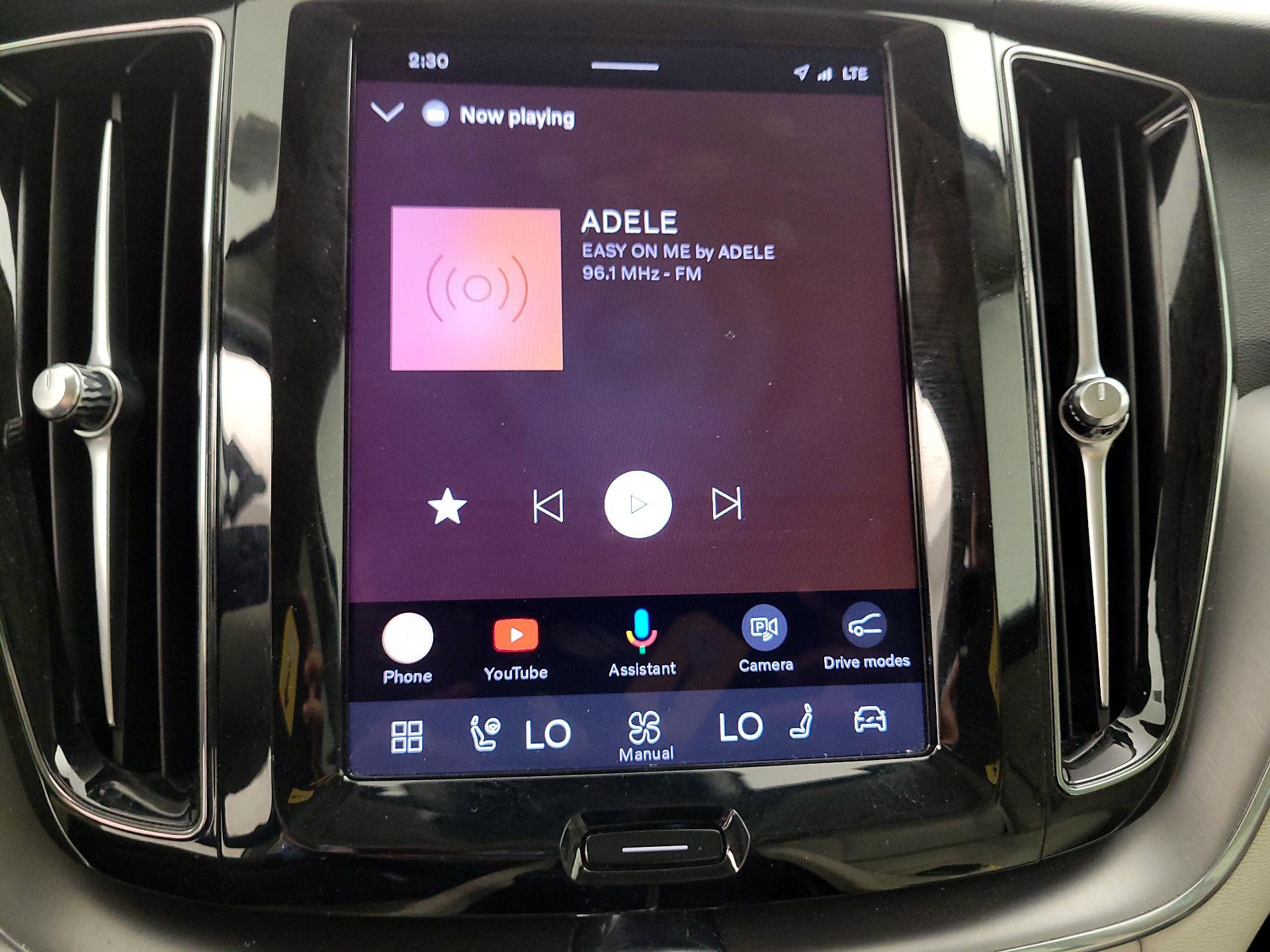Thumbnail: 2024 Volvo XC60 - 16