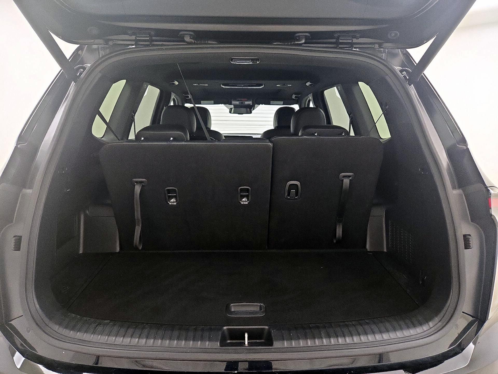 Thumbnail: 2024 Kia Telluride - 17