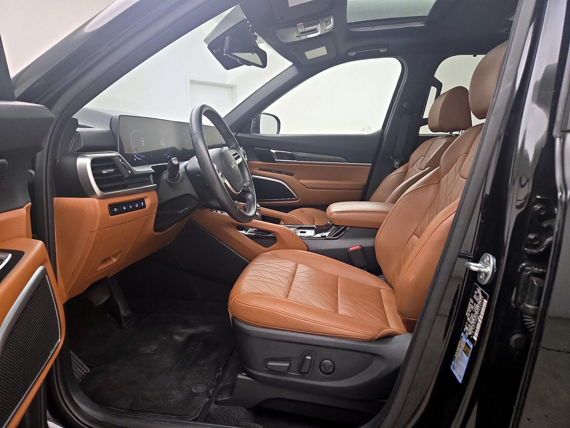 Thumbnail: 2023 Kia Telluride - 11