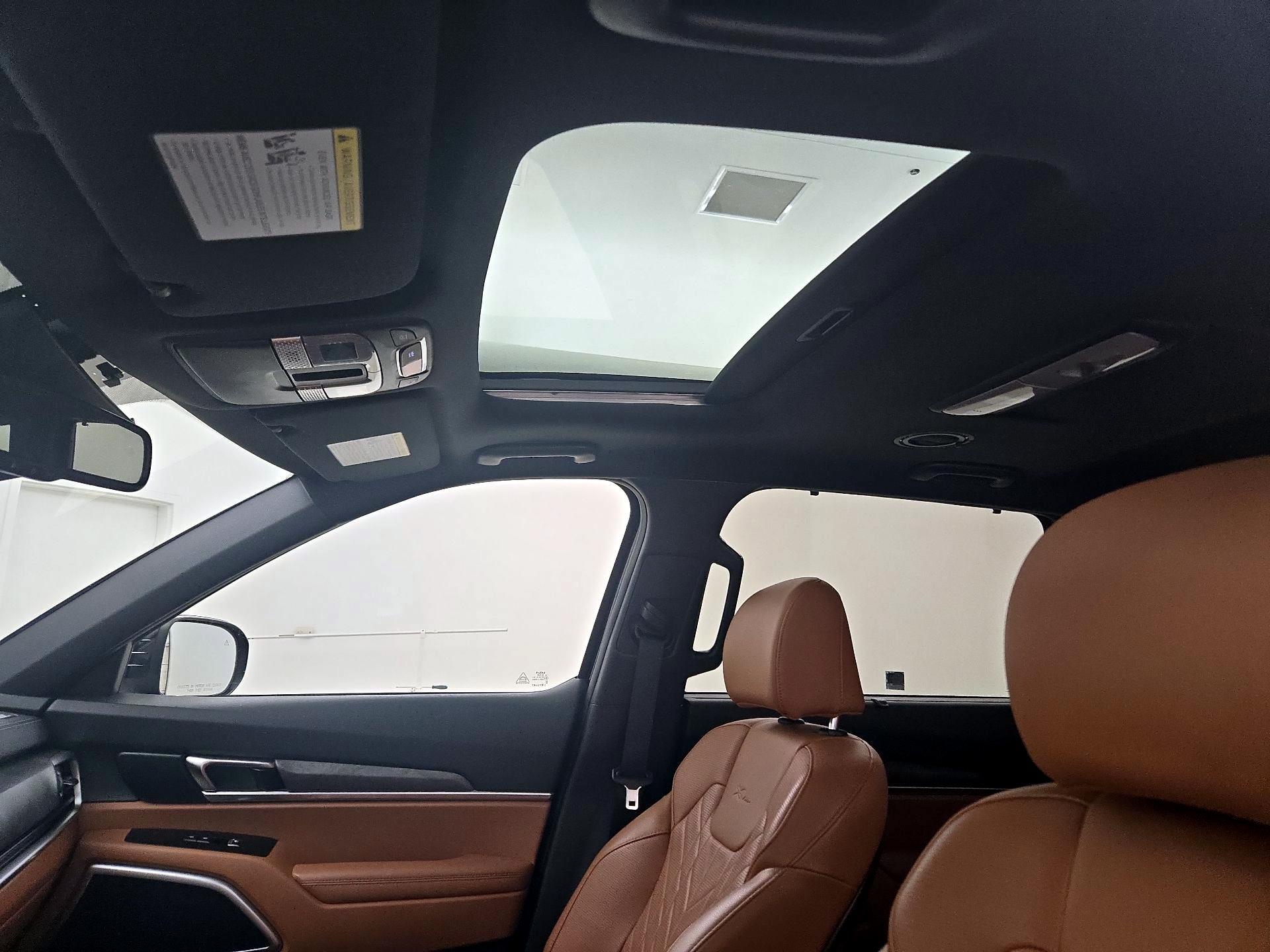 Thumbnail: 2023 Kia Telluride - 20