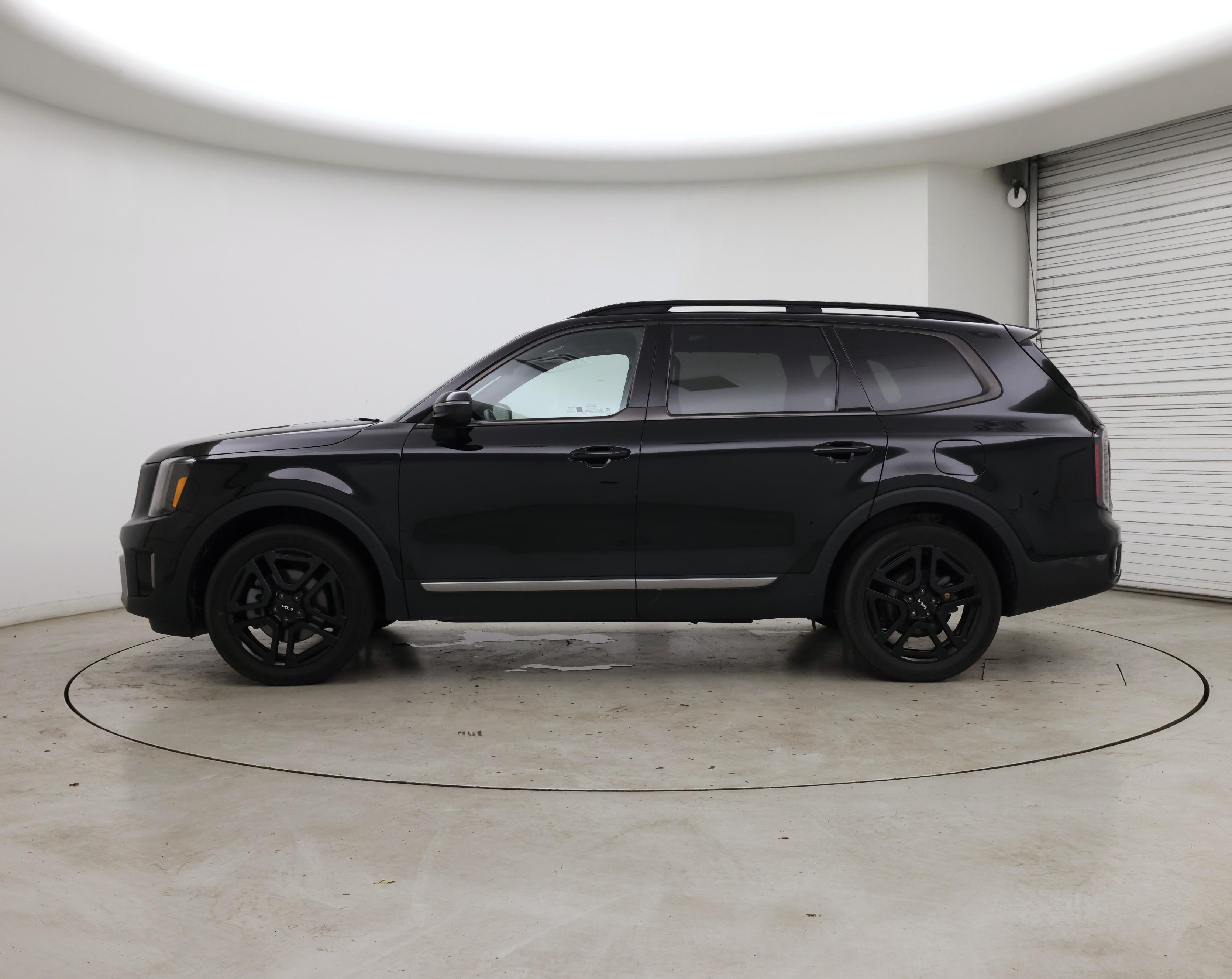 Thumbnail: 2023 Kia Telluride - 3