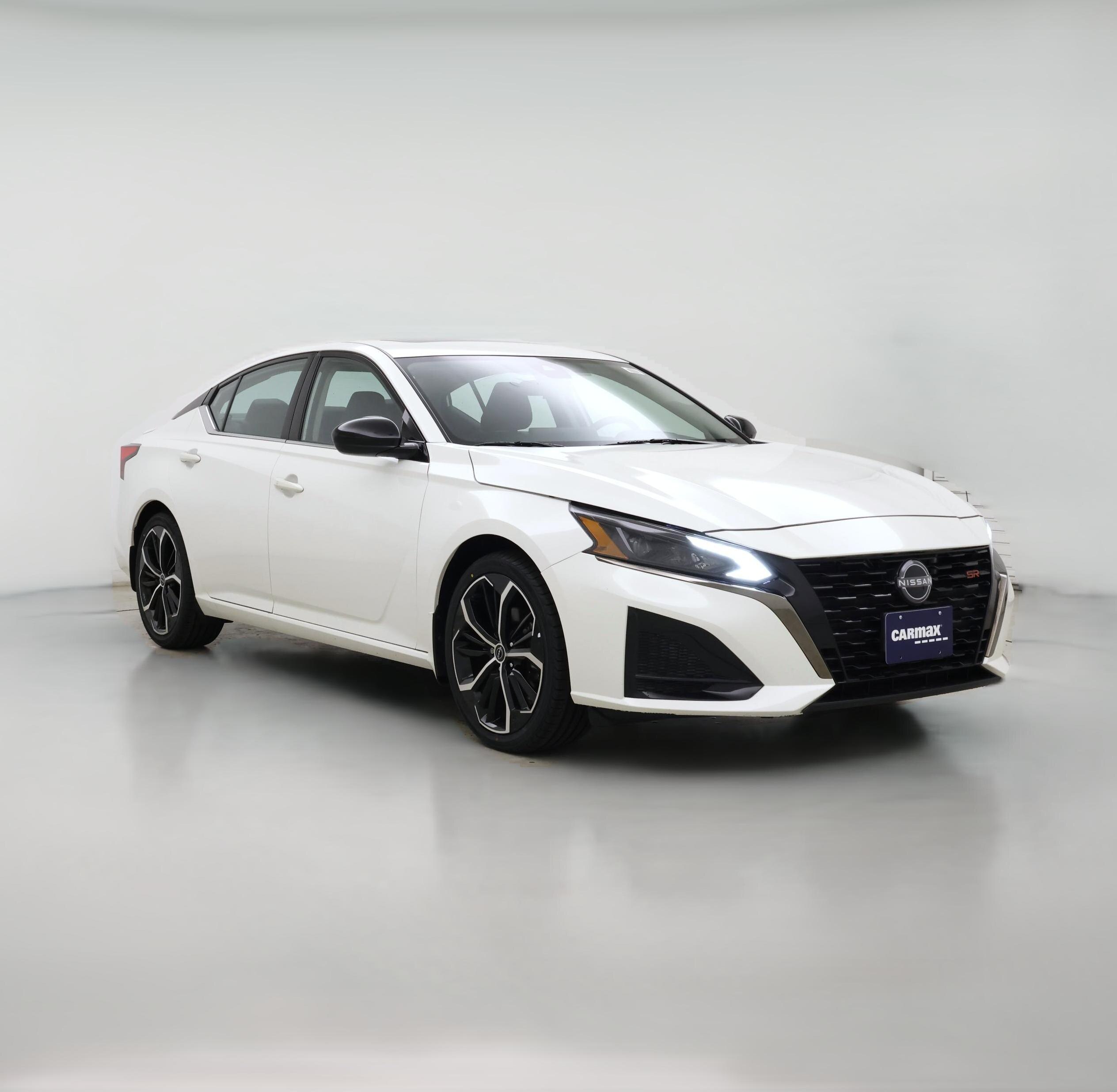 Thumbnail: 2023 Nissan Altima - 1