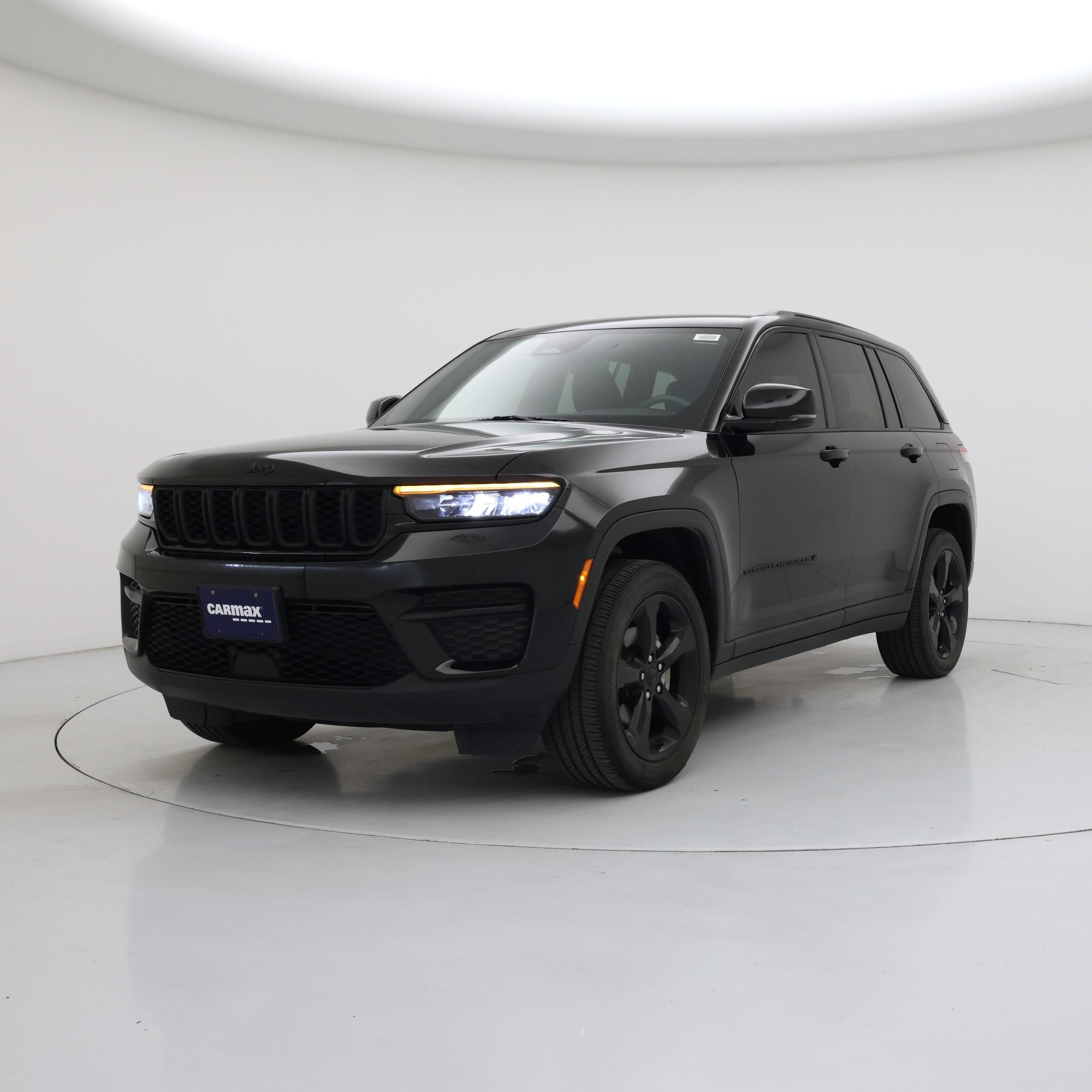 Thumbnail: 2022 Jeep Grand Cherokee - 4