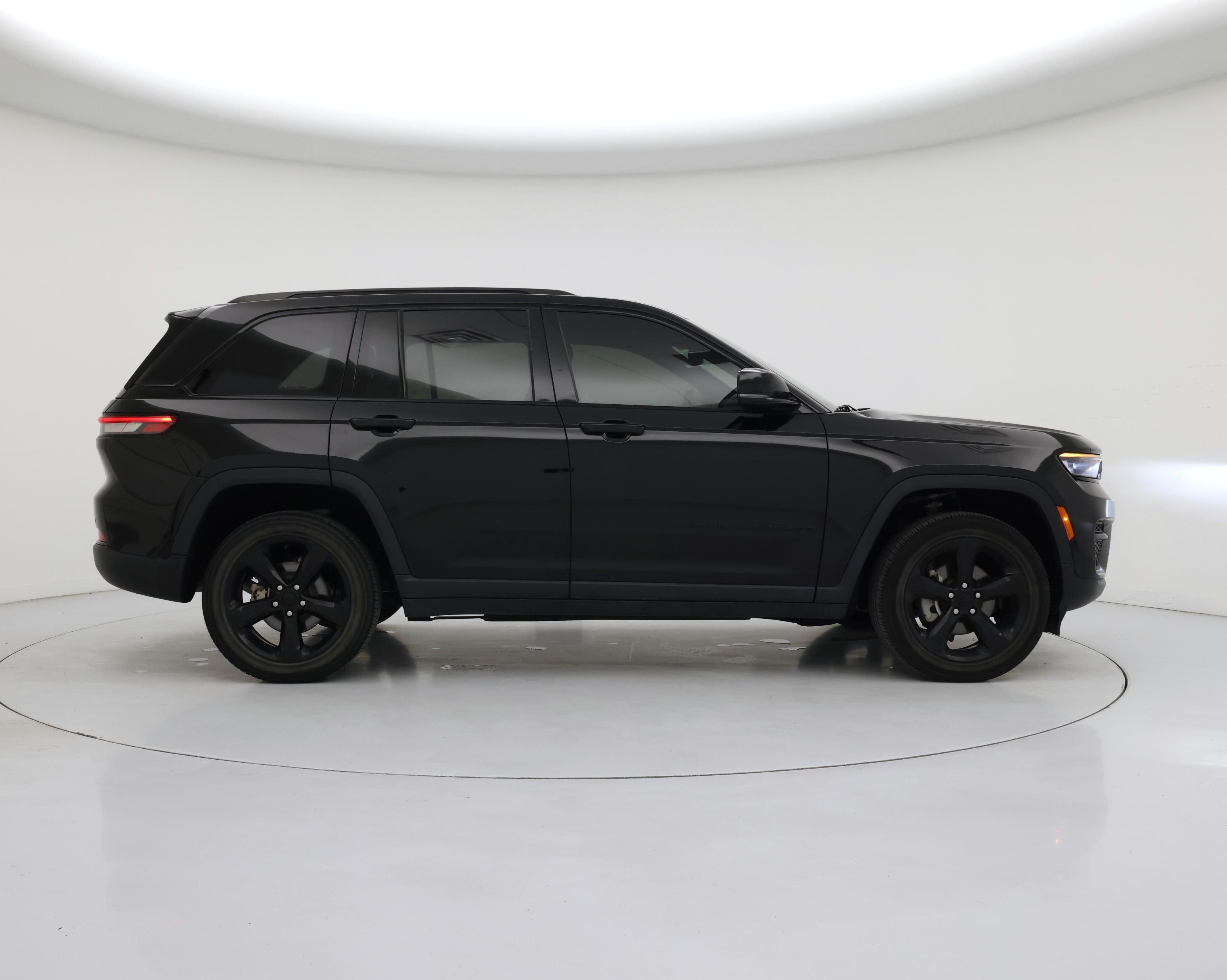 Thumbnail: 2022 Jeep Grand Cherokee - 7
