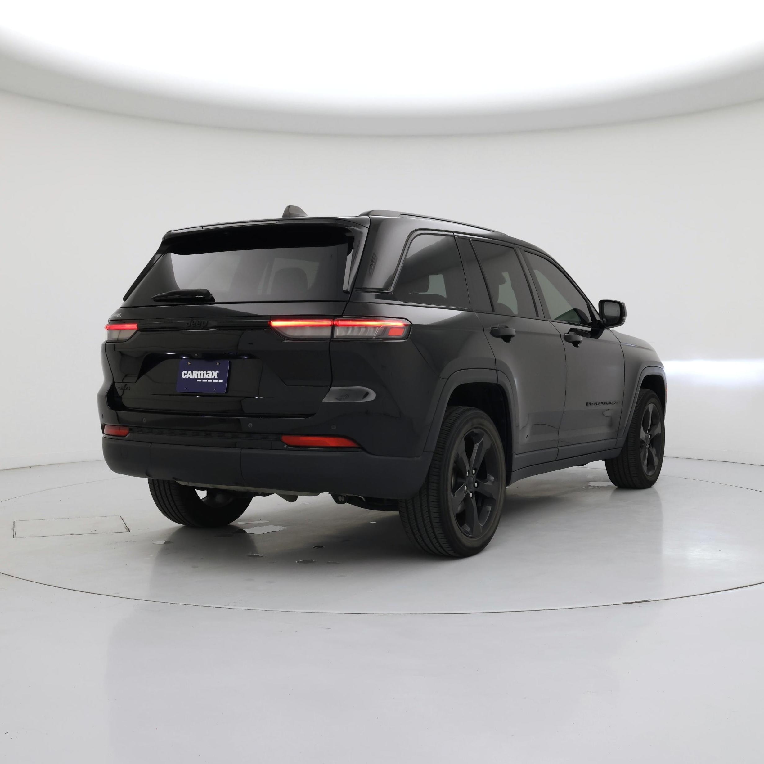 Thumbnail: 2022 Jeep Grand Cherokee - 8
