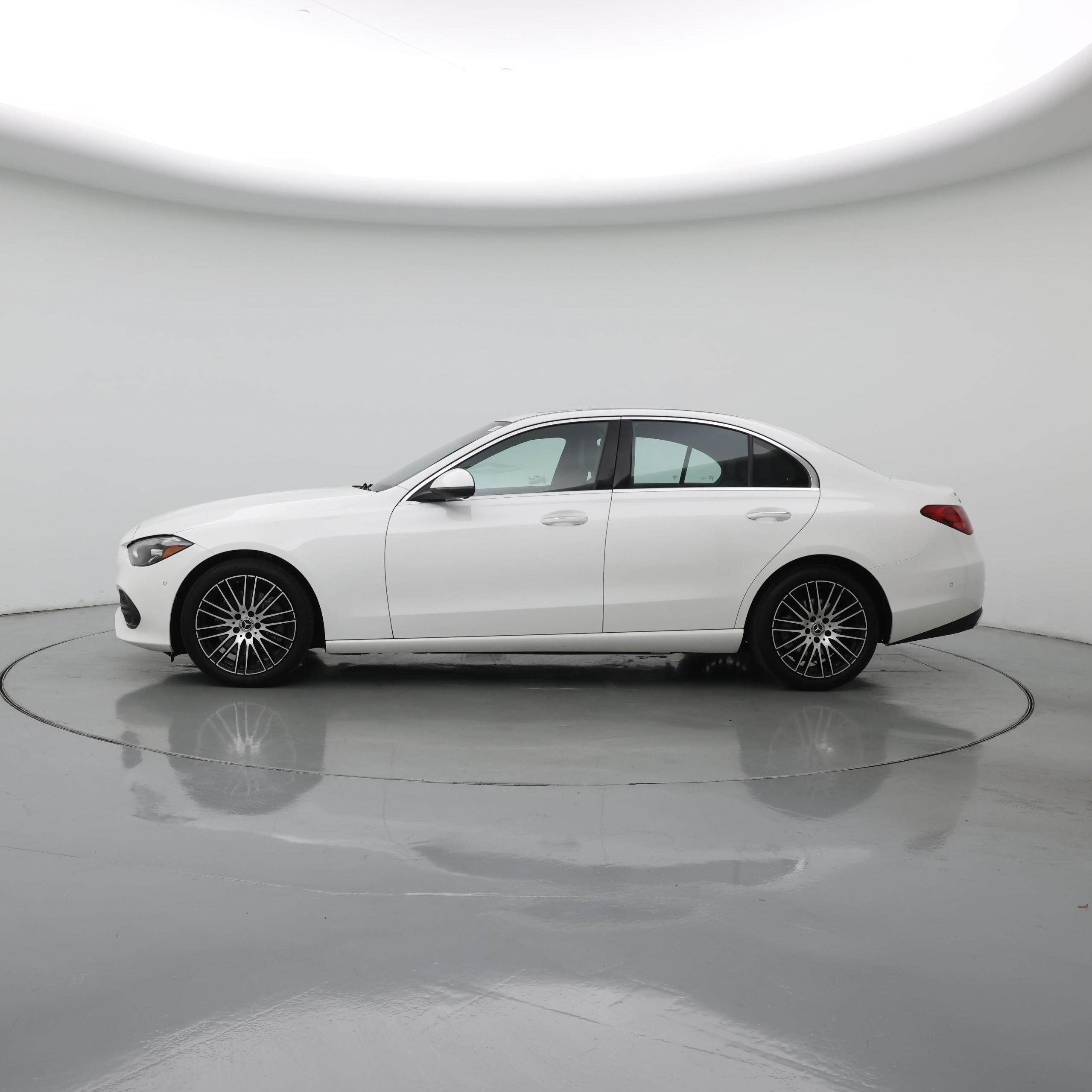 Thumbnail: 2025 Mercedes-Benz C-Class - 3