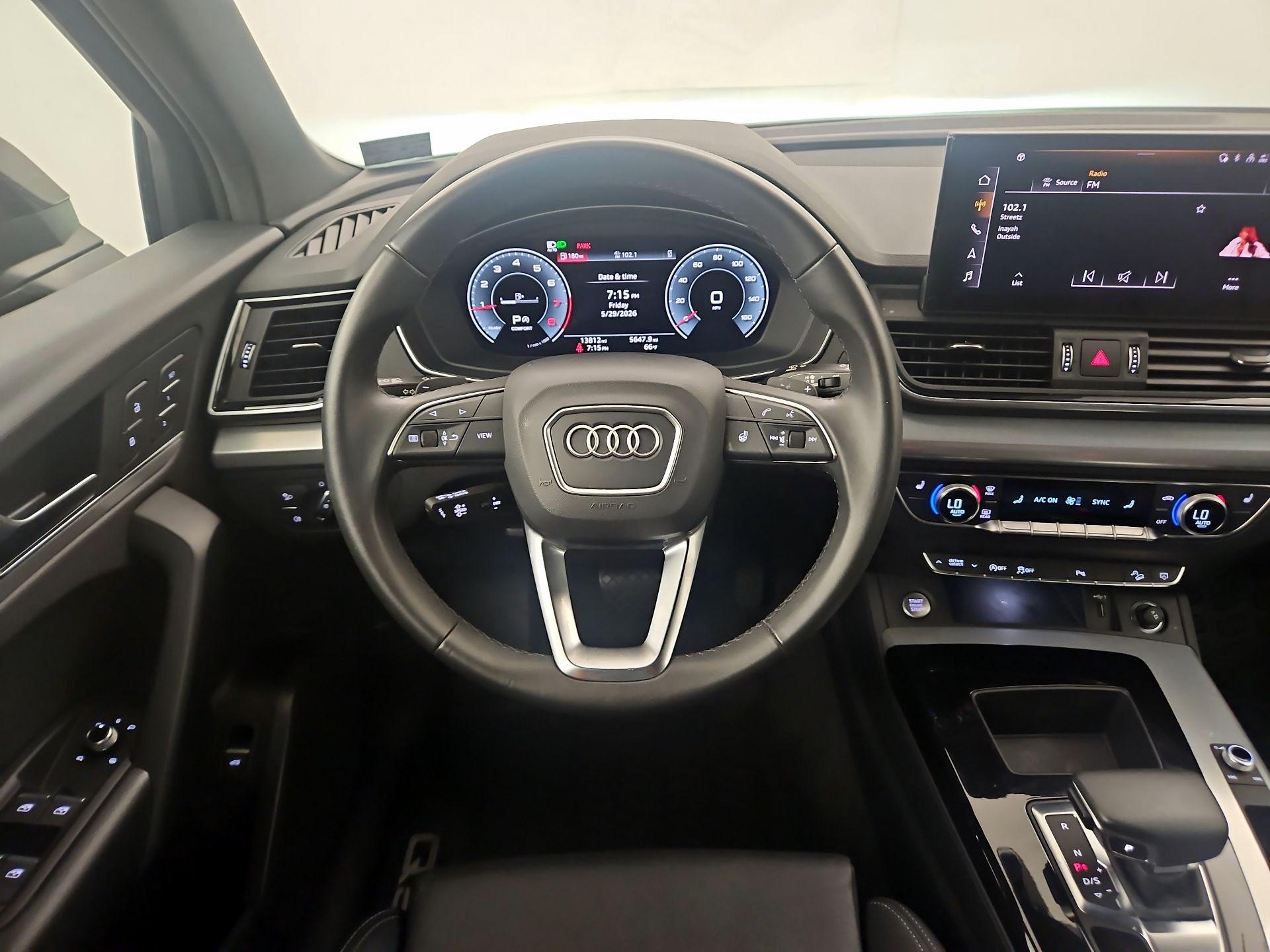 Thumbnail: 2025 Audi Q5 - 10