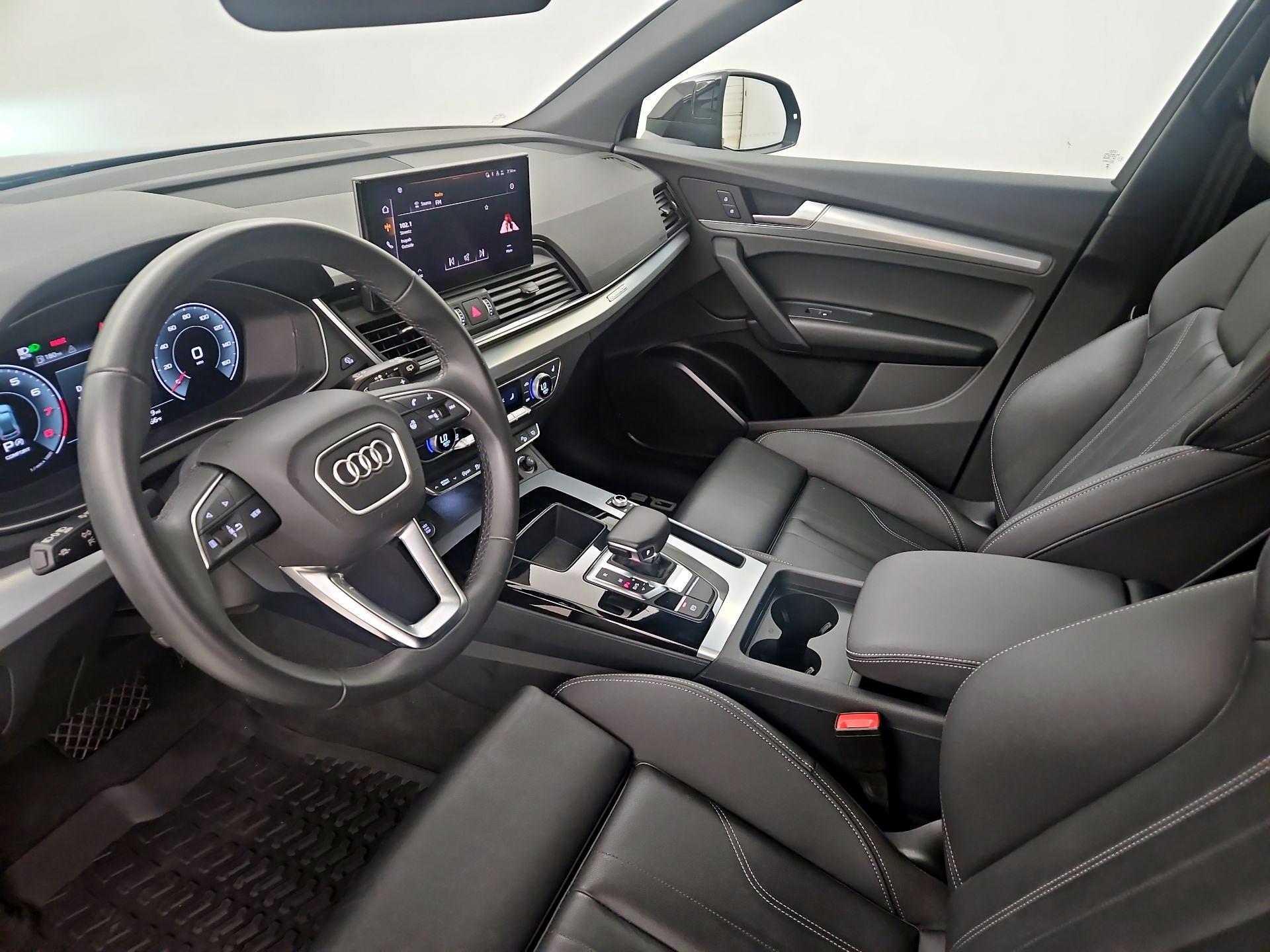 Thumbnail: 2025 Audi Q5 - 11