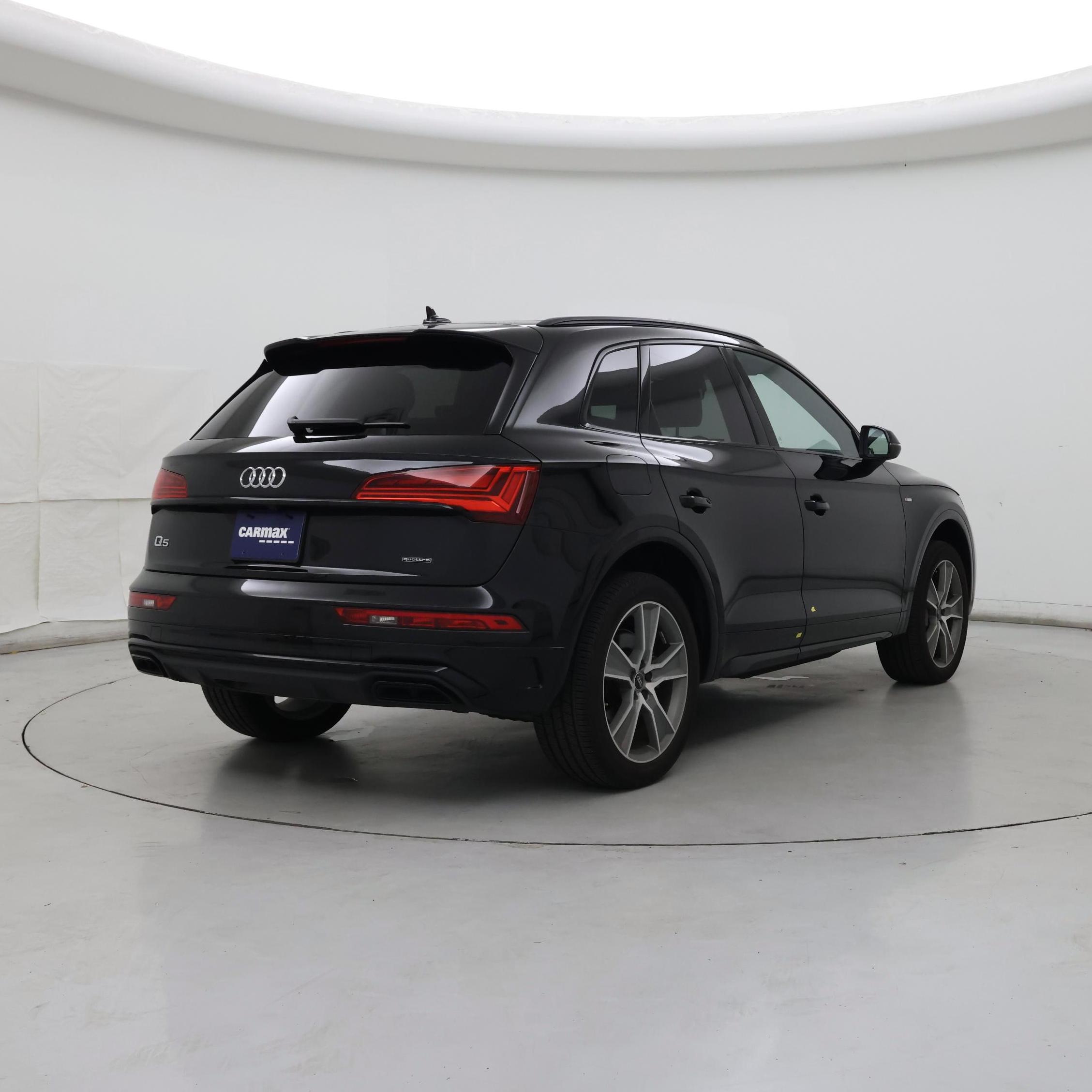 Thumbnail: 2025 Audi Q5 - 8