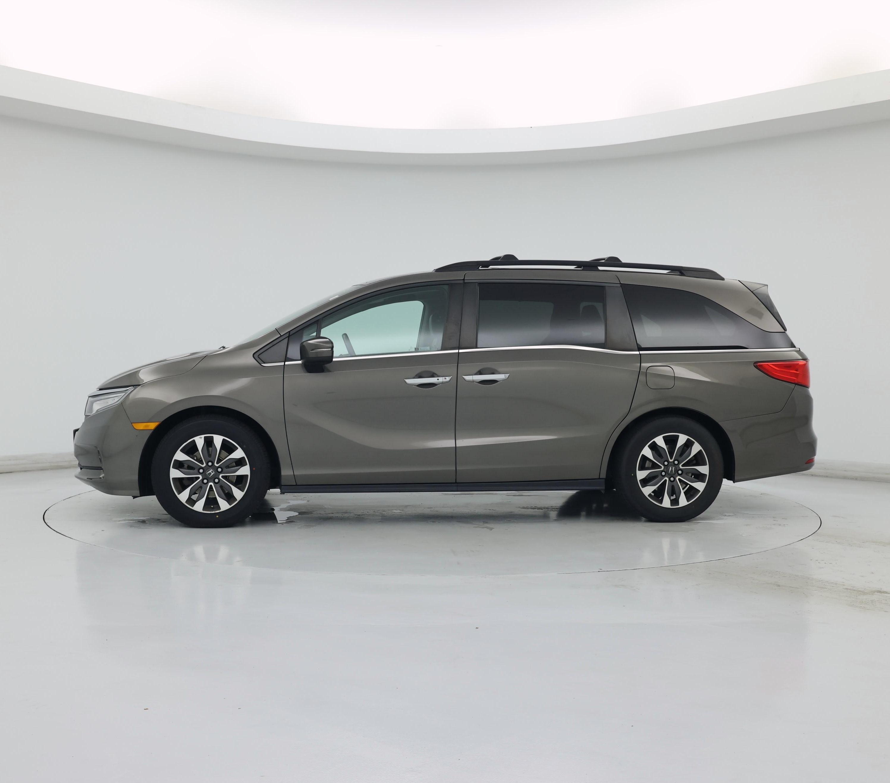 Thumbnail: 2021 Honda Odyssey - 3