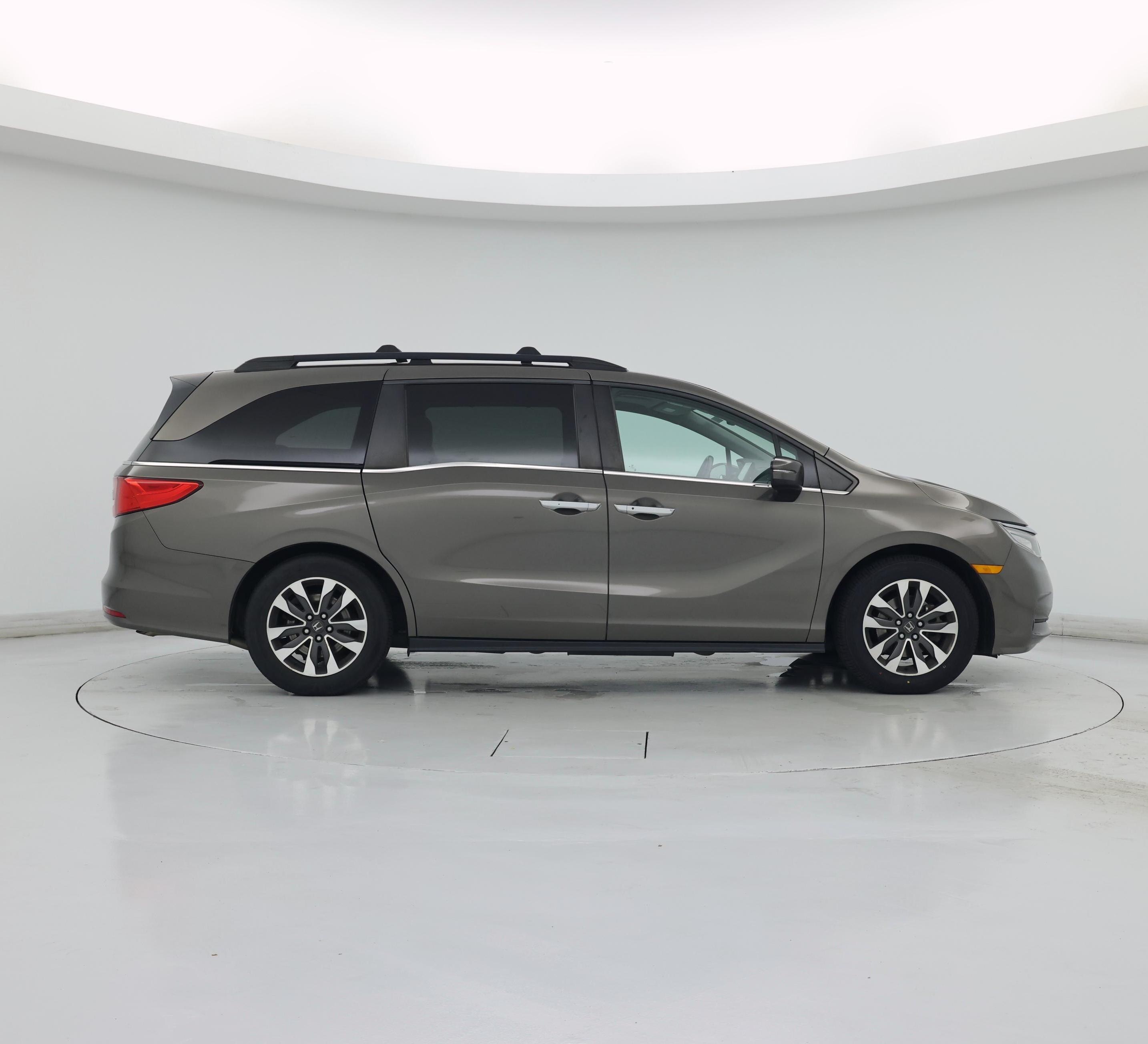 Thumbnail: 2021 Honda Odyssey - 7
