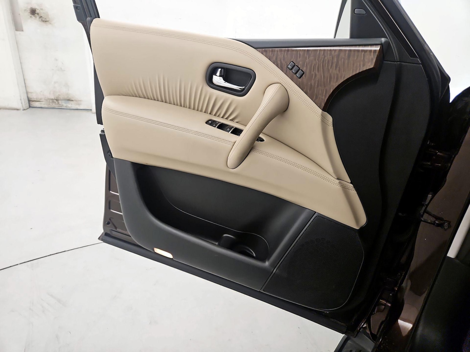2020 Nissan Armada Platinum - Photo 13