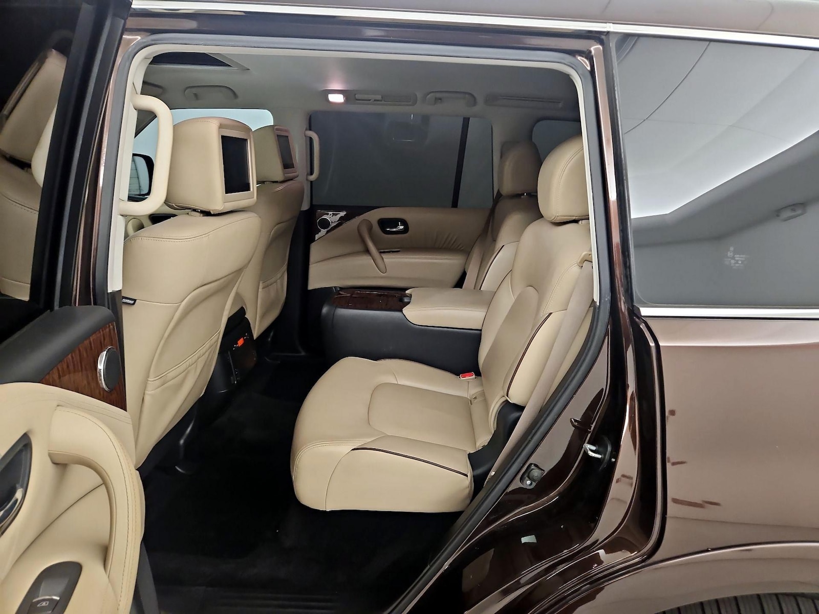 2020 Nissan Armada Platinum - Photo 22