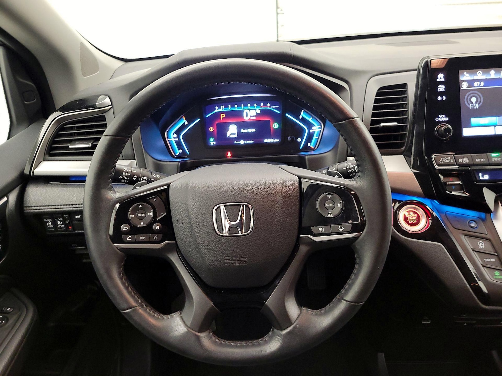 2024 Honda Odyssey Touring - Photo 11