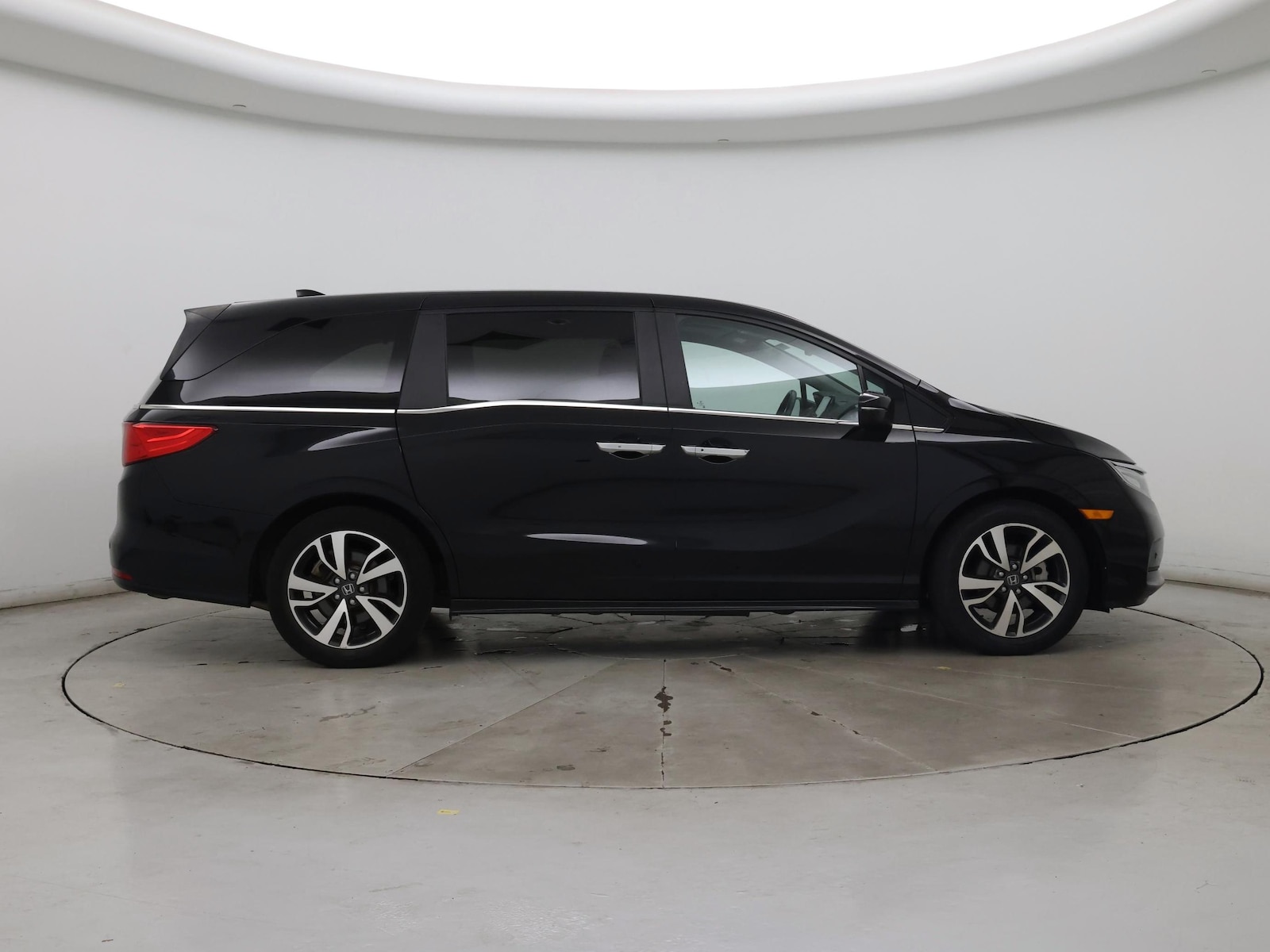 2024 Honda Odyssey Touring - Photo 8
