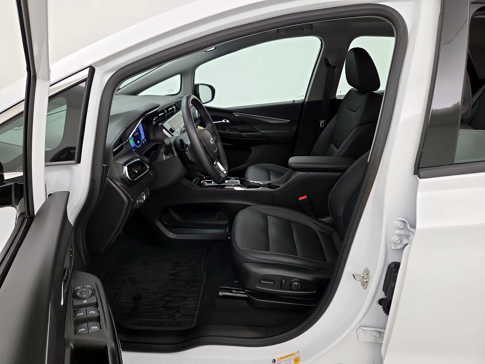 Thumbnail: 2023 Chevrolet Bolt EV - 11