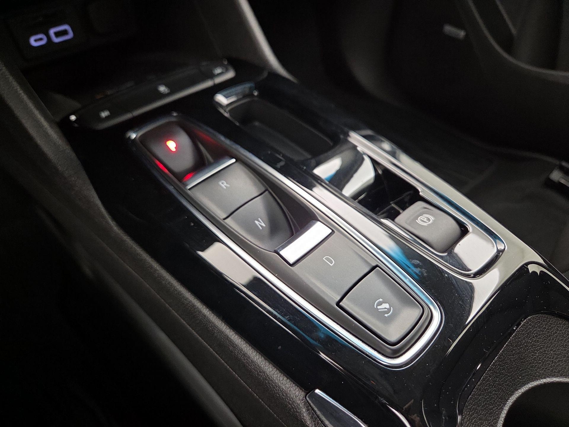 Thumbnail: 2023 Chevrolet Bolt EV - 18