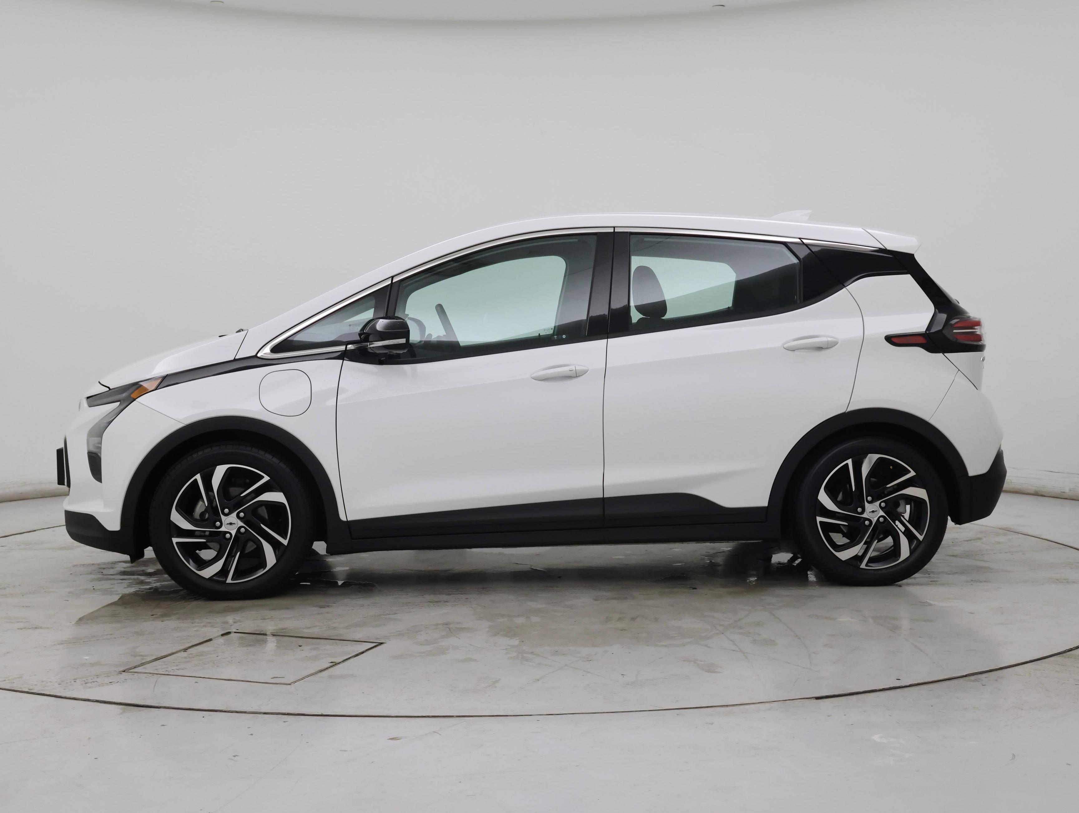 Thumbnail: 2023 Chevrolet Bolt EV - 3