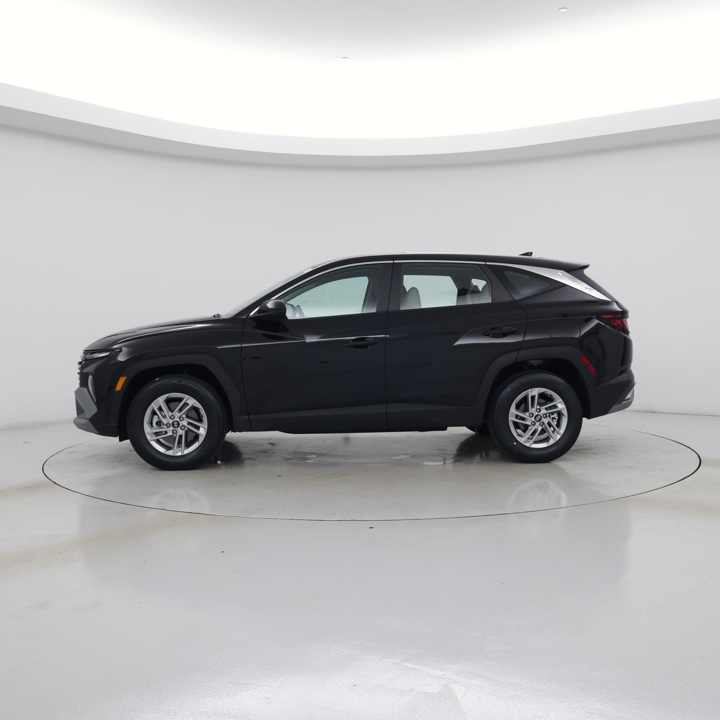 Thumbnail: 2026 Hyundai Tucson - 3