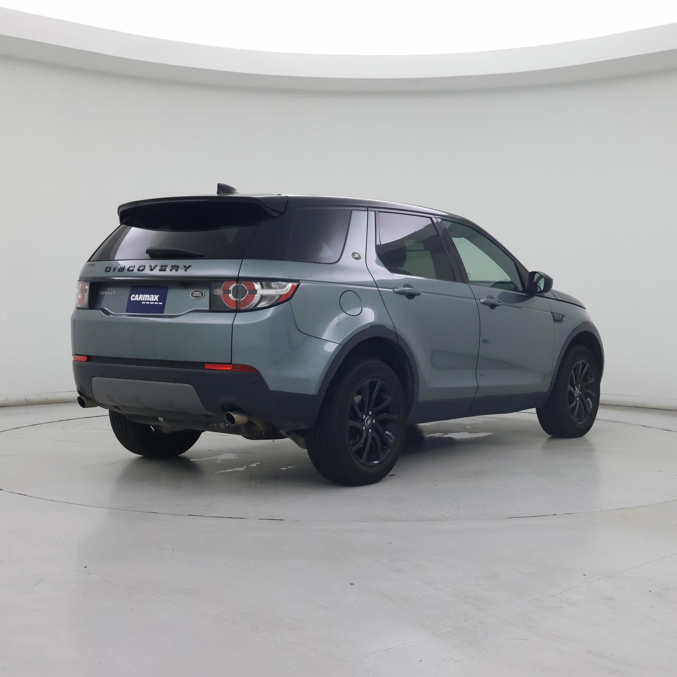 Thumbnail: 2017 Land Rover Discovery Sport - 8