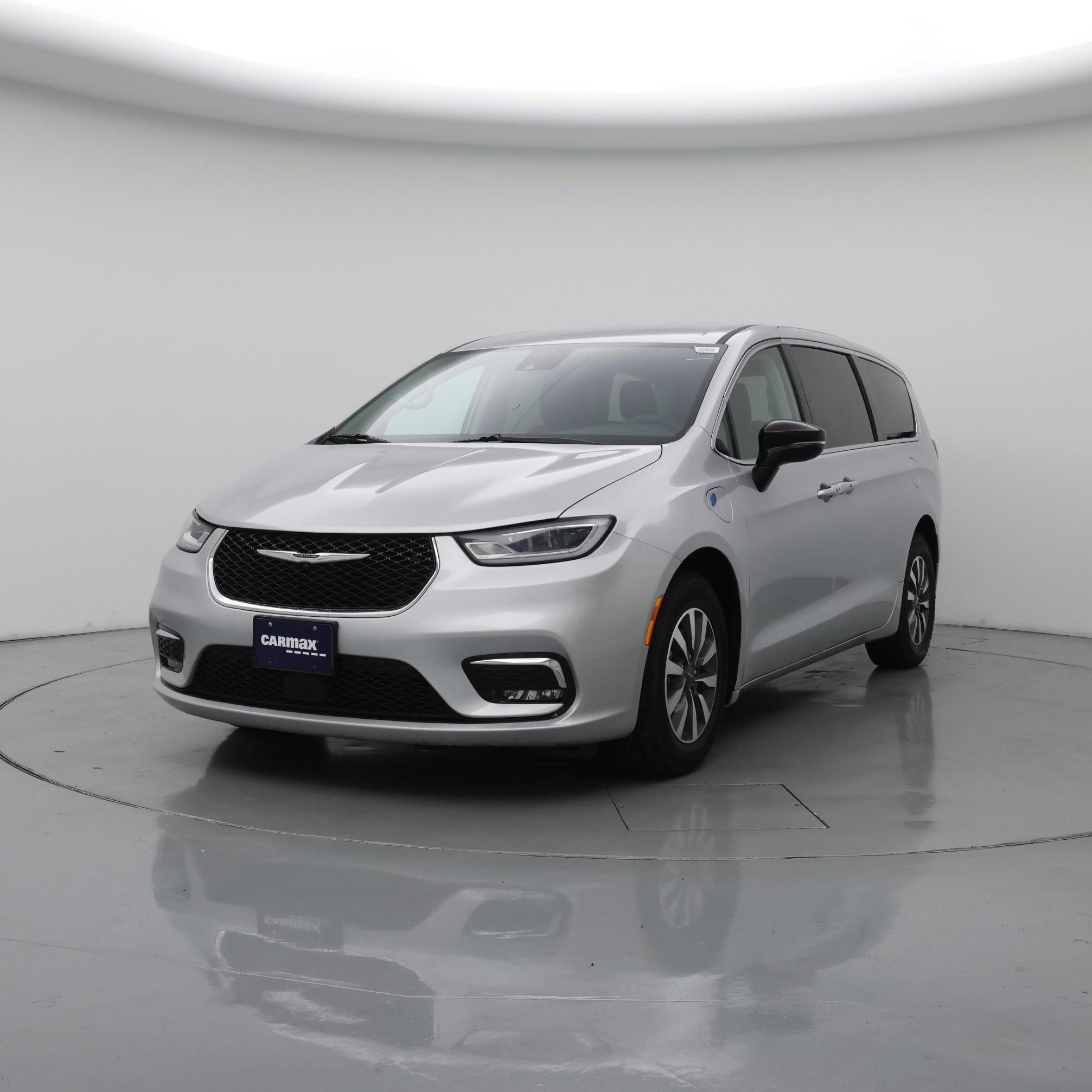 Thumbnail: 2024 Chrysler Pacifica - 4