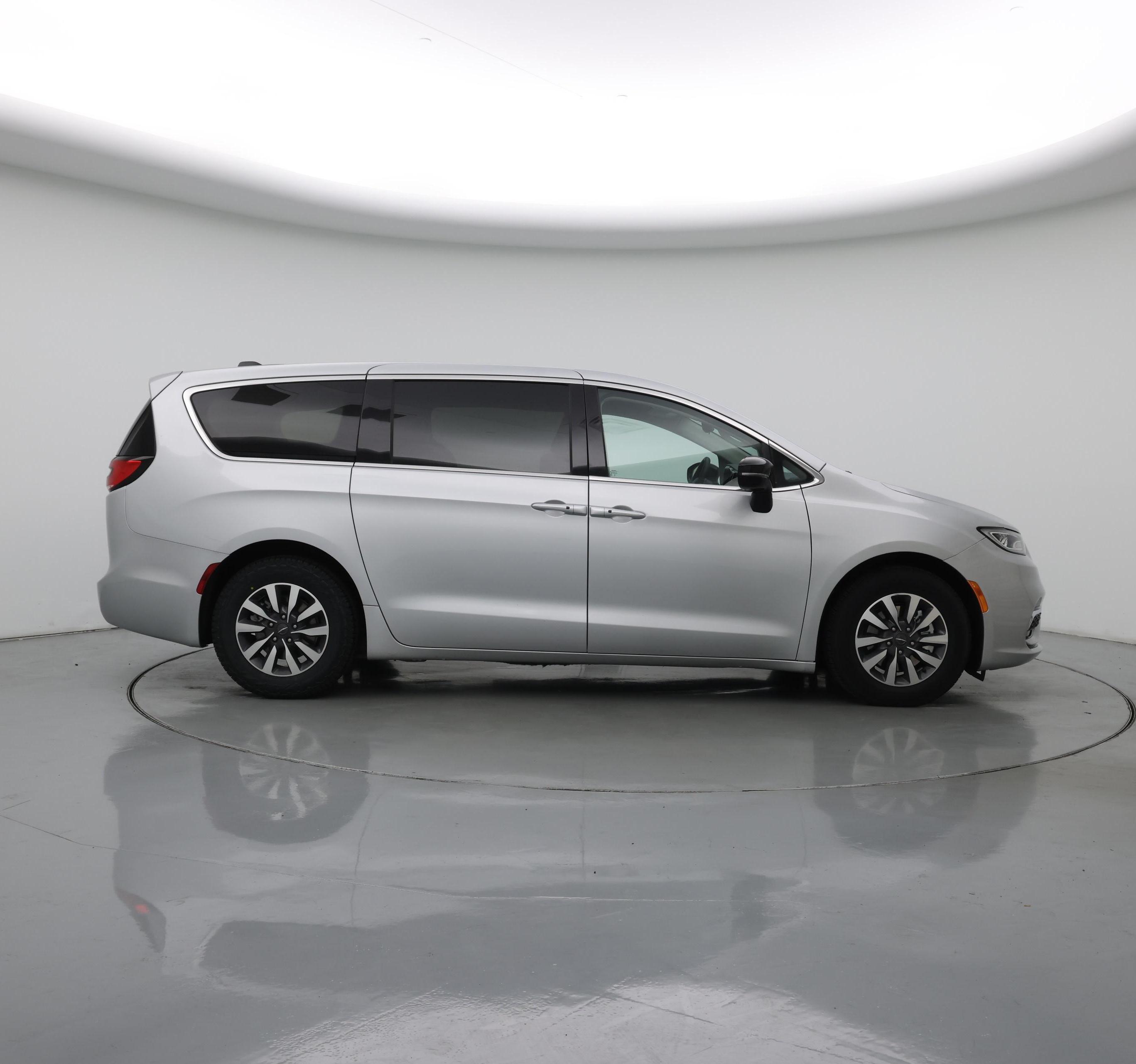 Thumbnail: 2024 Chrysler Pacifica - 7