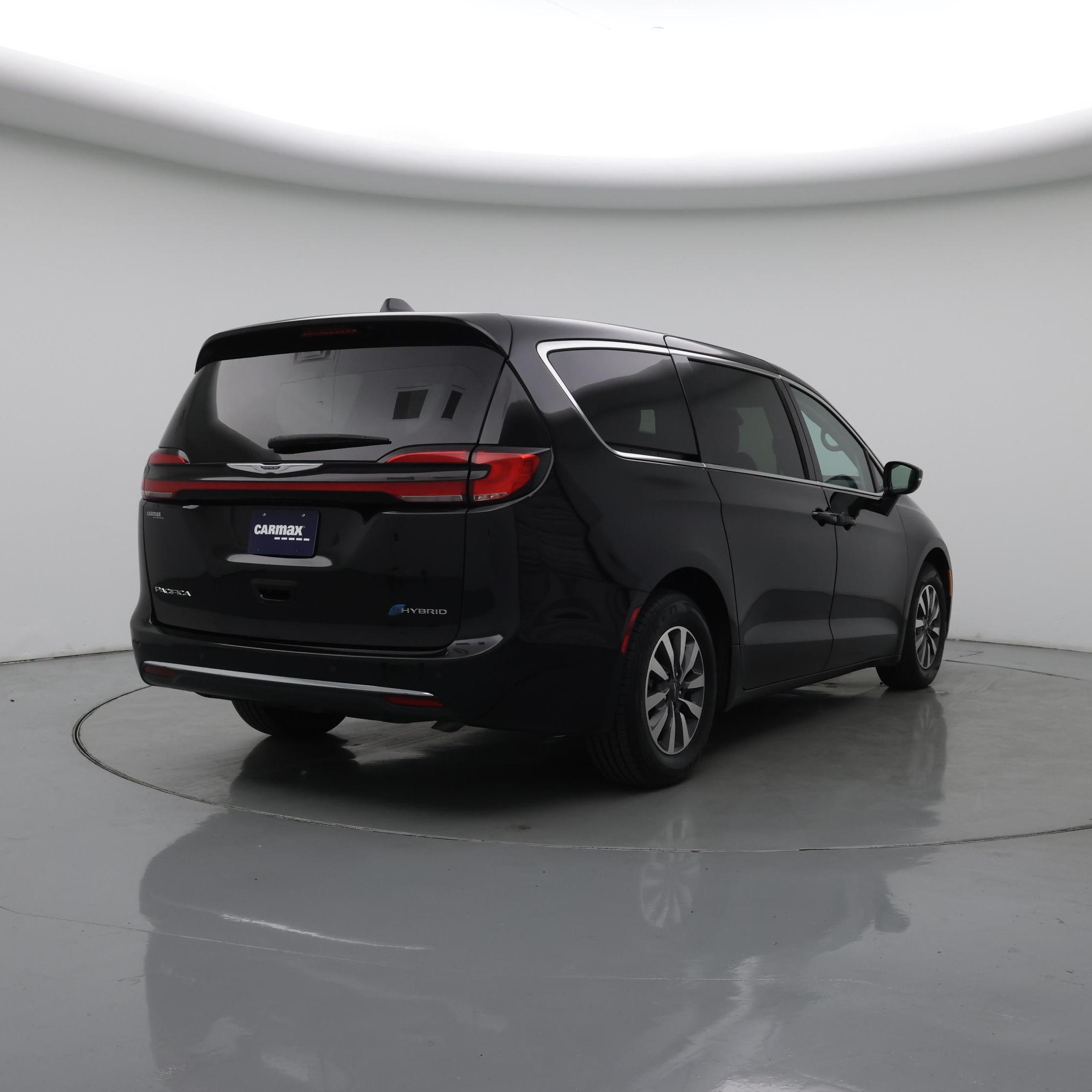 Thumbnail: 2024 Chrysler Pacifica - 8