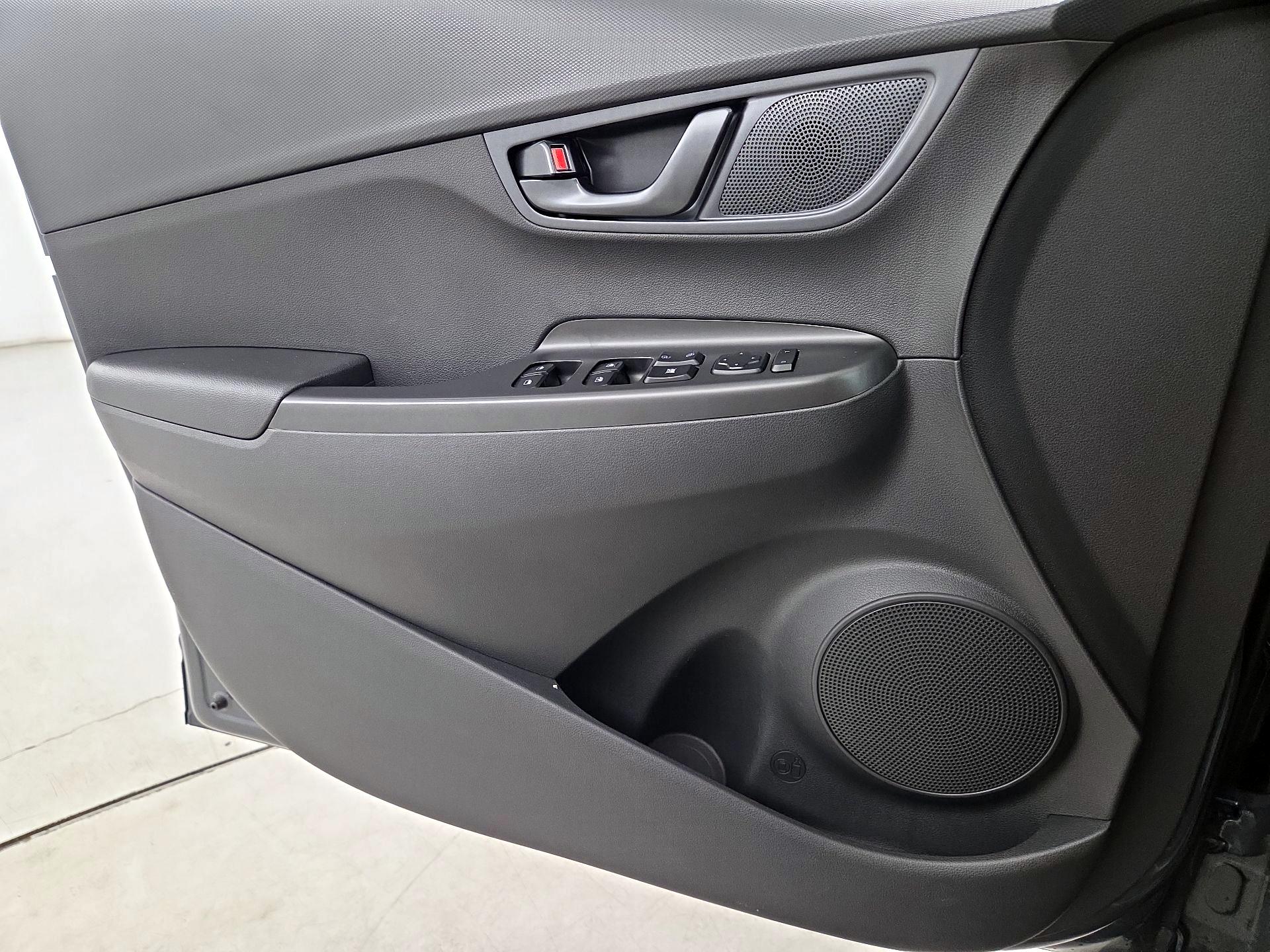 Thumbnail: 2023 Hyundai Kona - 12