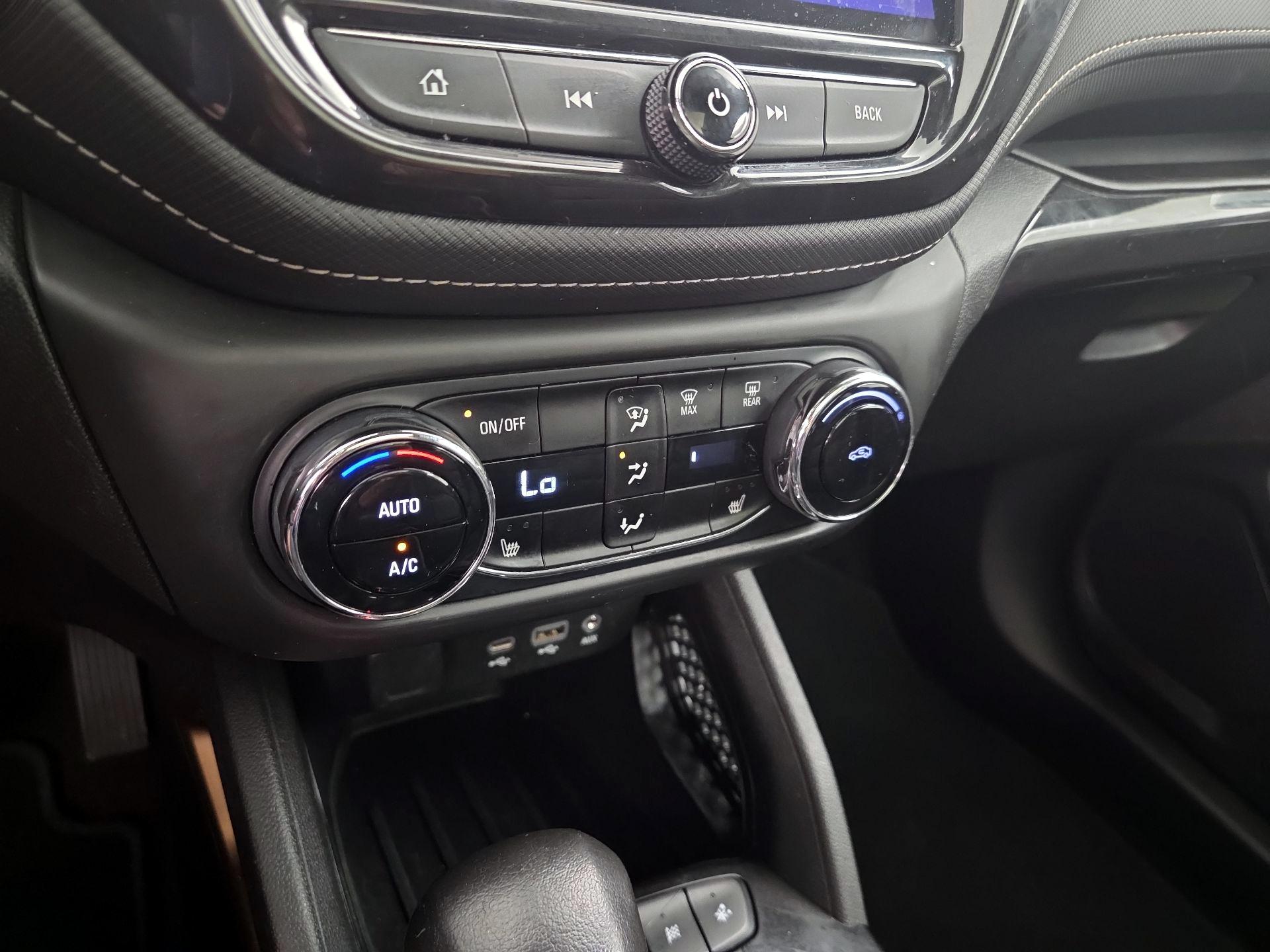 Thumbnail: 2021 Chevrolet TrailBlazer - 16