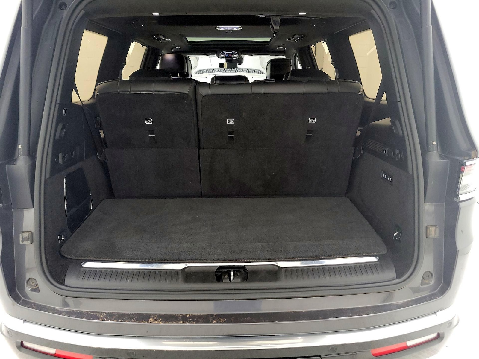 2022 Jeep Grand Wagoneer Series III - Photo 24