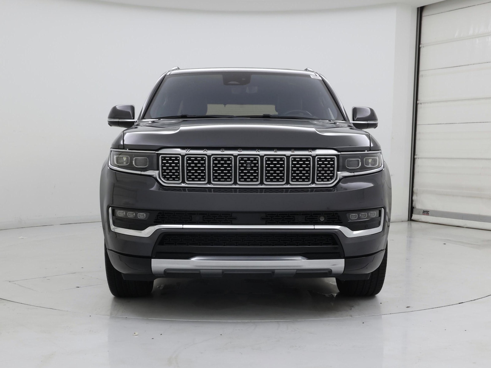 2022 Jeep Grand Wagoneer Series III - Photo 6
