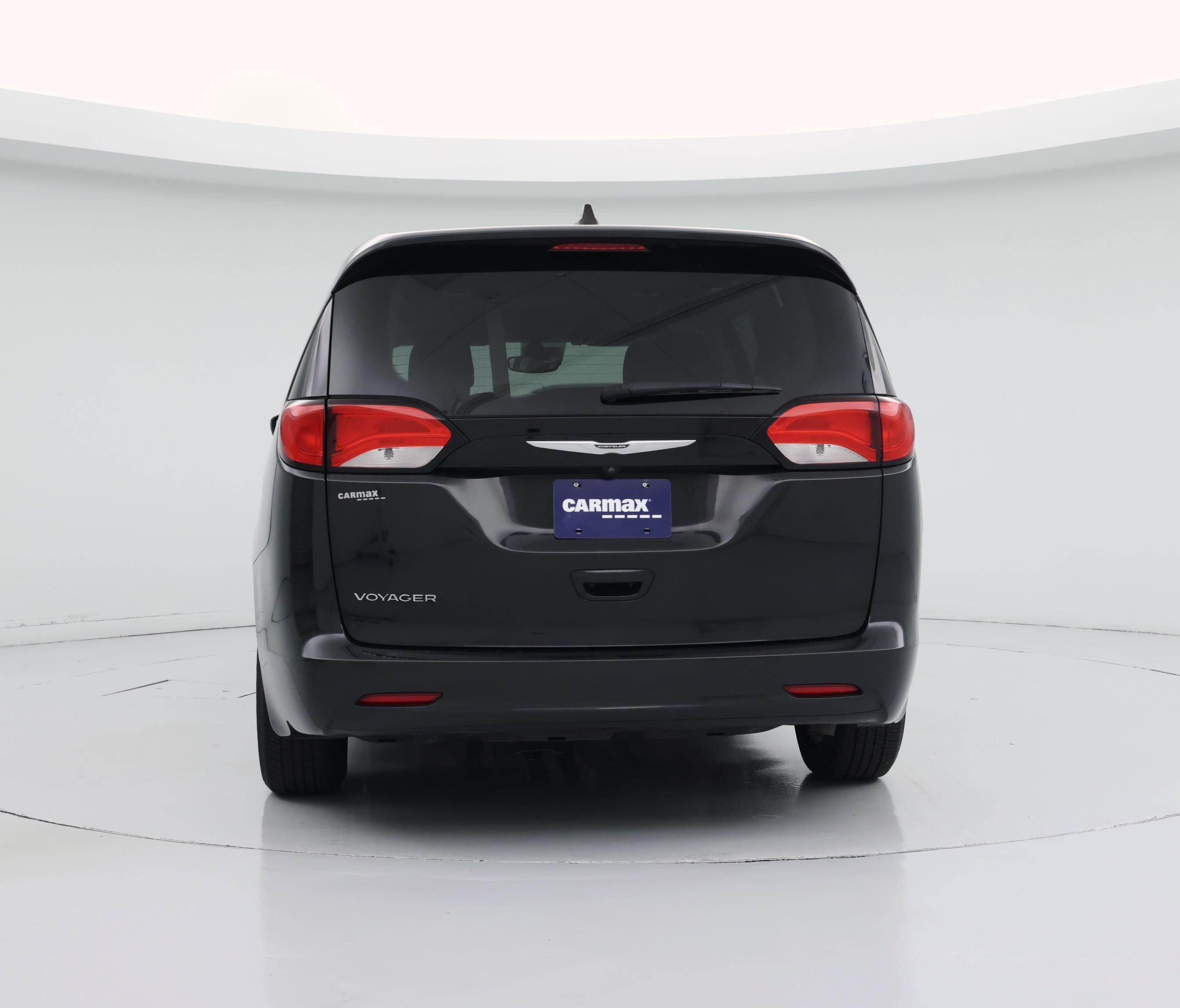 Thumbnail: 2023 Chrysler Voyager - 6