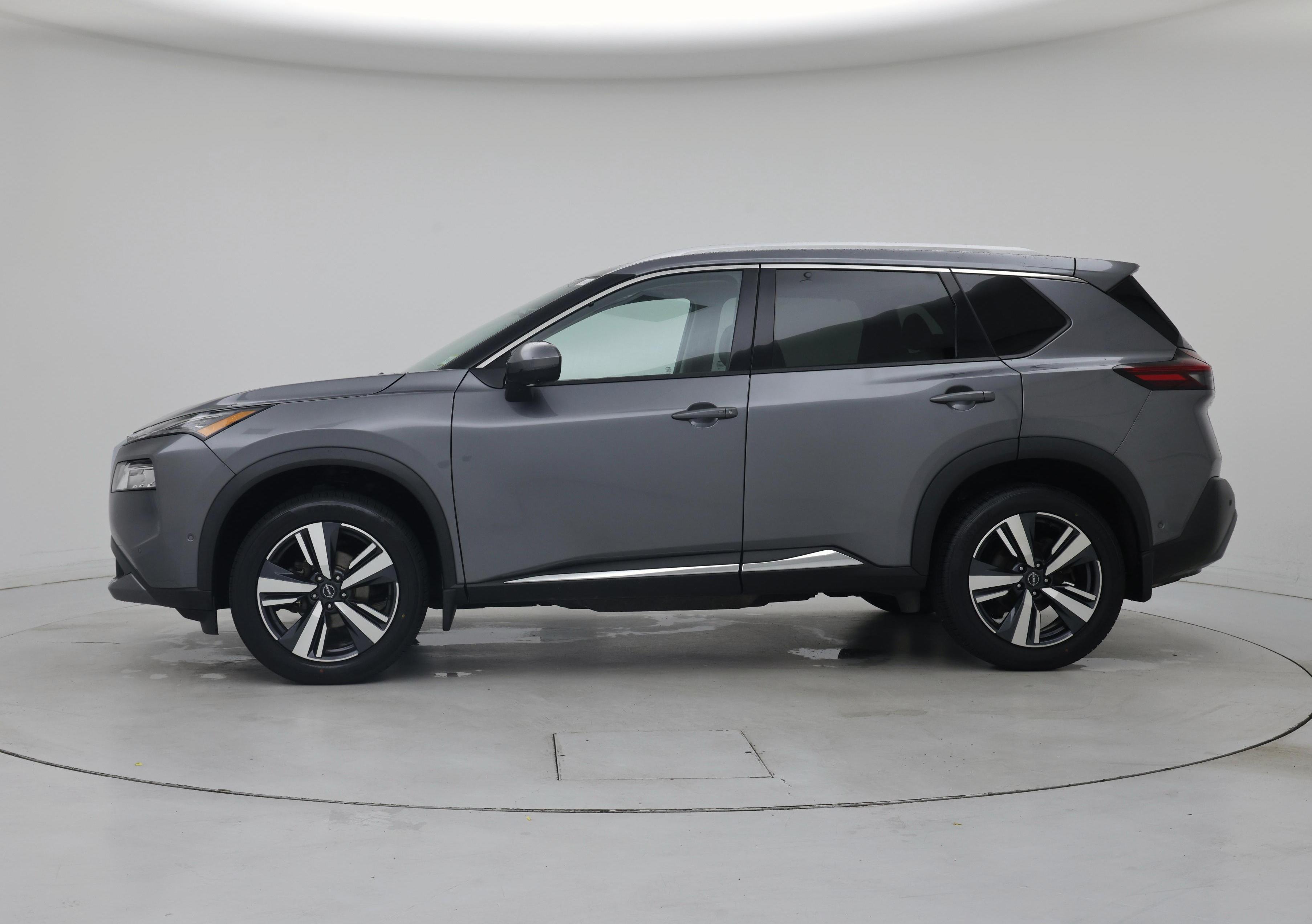 Thumbnail: 2023 Nissan Rogue - 3