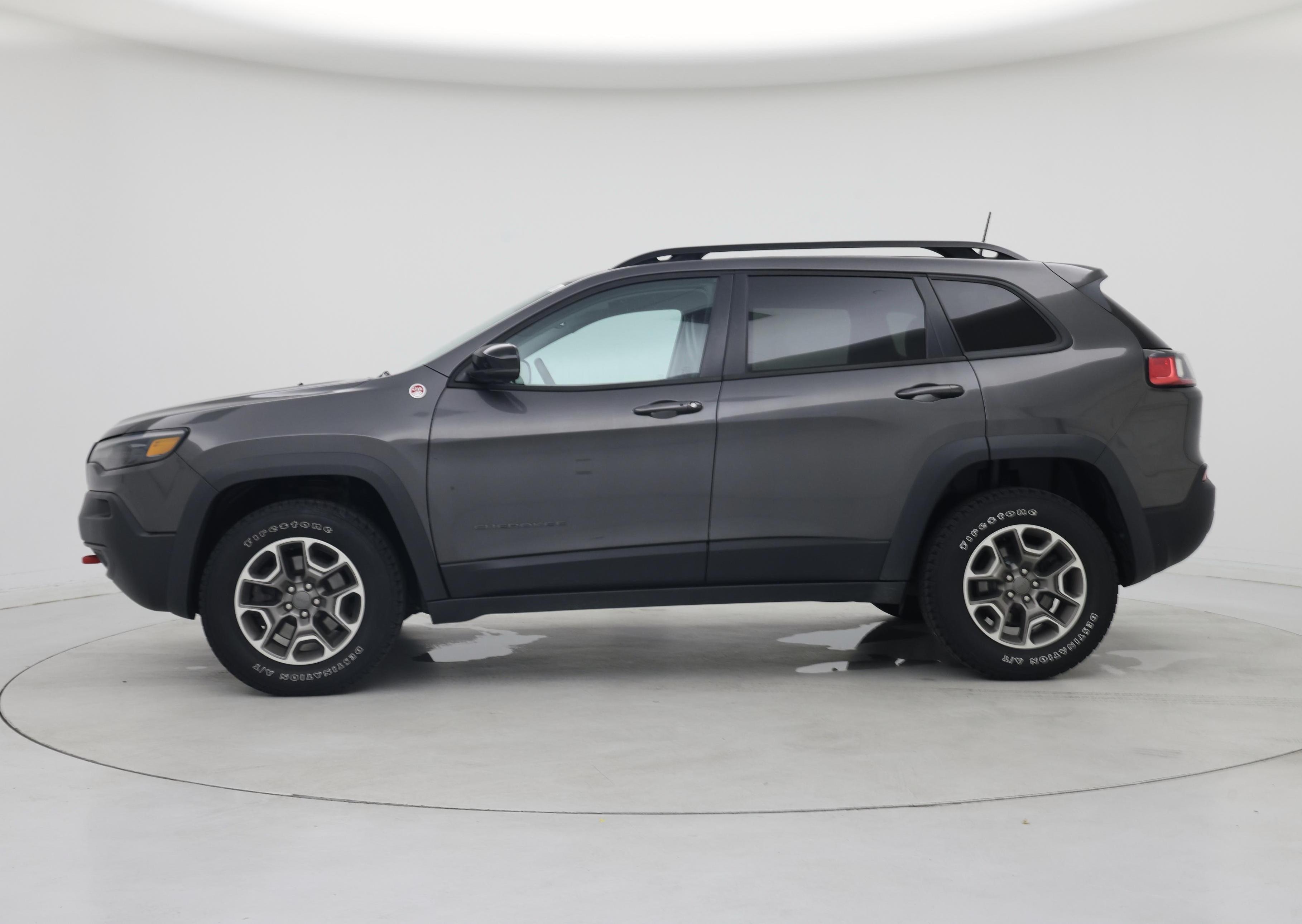 Thumbnail: 2022 Jeep Cherokee - 3
