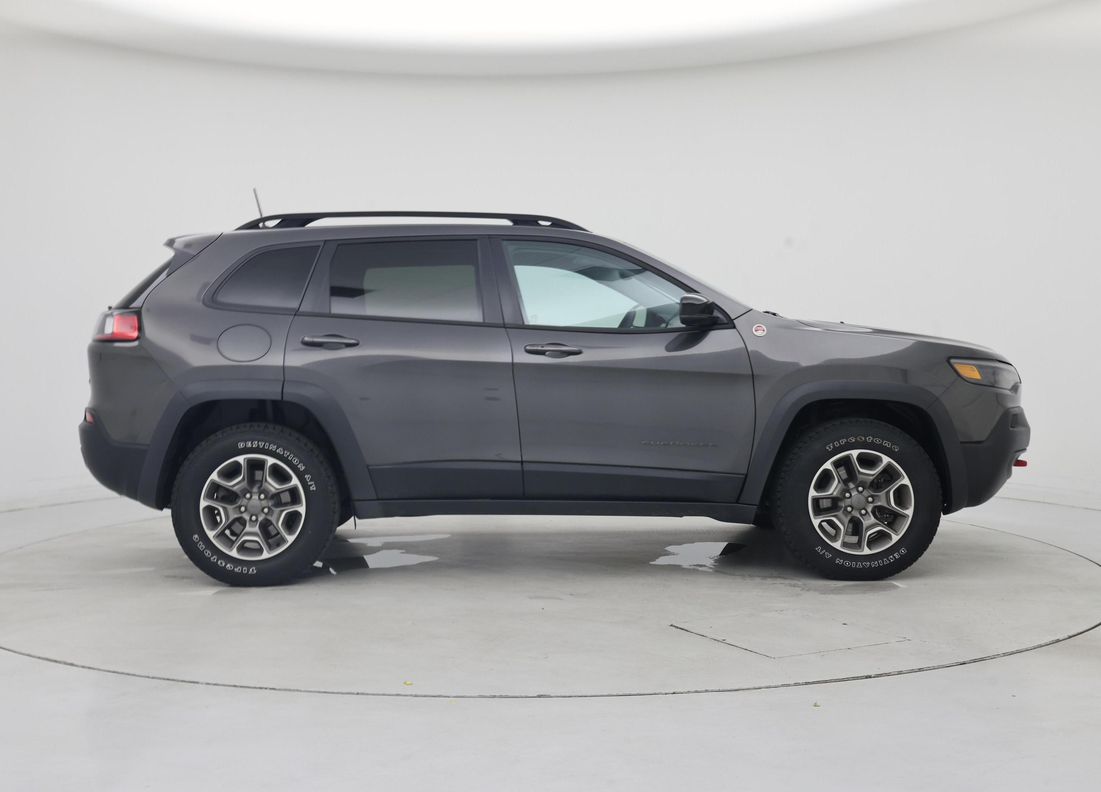 Thumbnail: 2022 Jeep Cherokee - 7