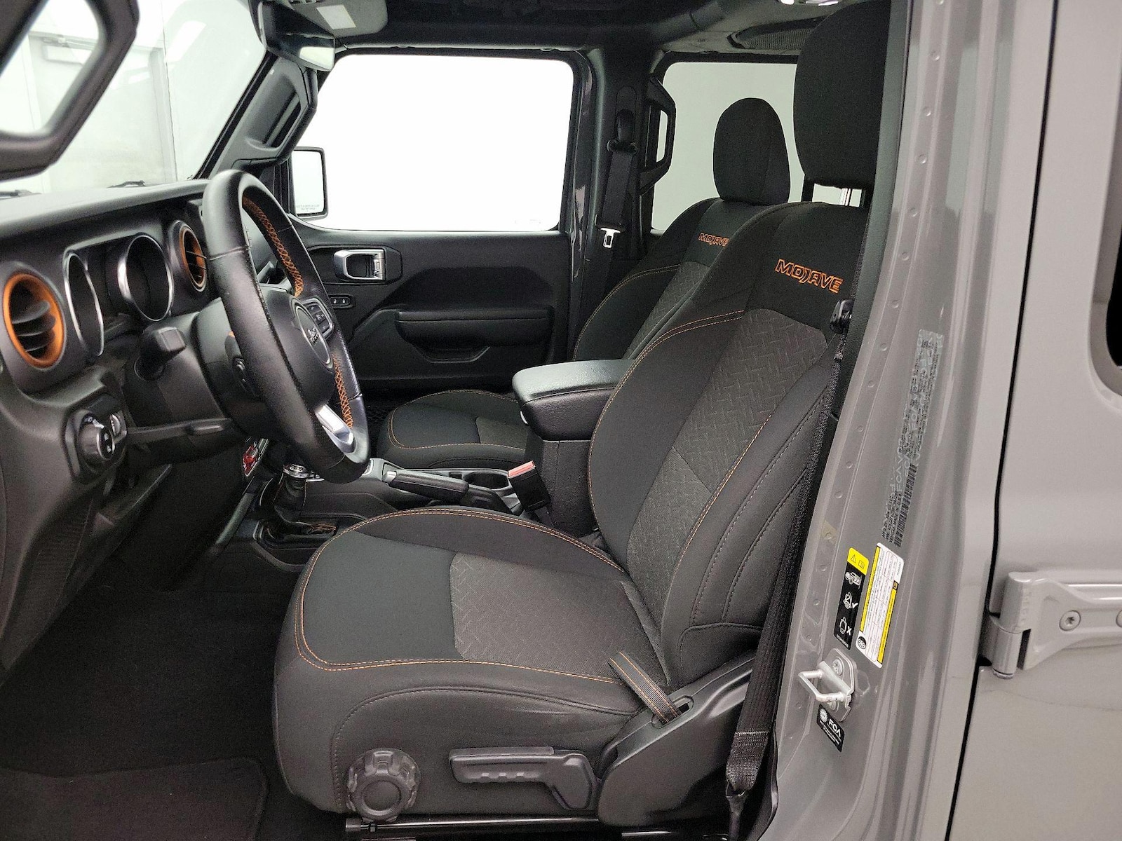 2023 Jeep Gladiator Mojave - Photo 12
