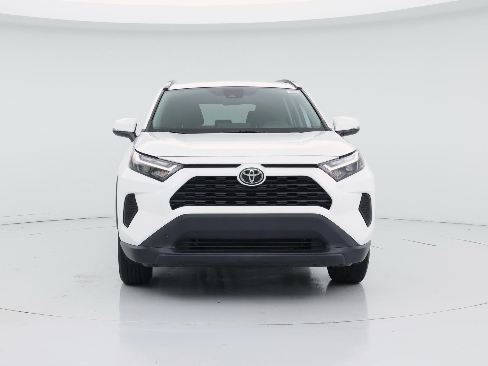 2023 Toyota RAV4 XLE - Photo 6