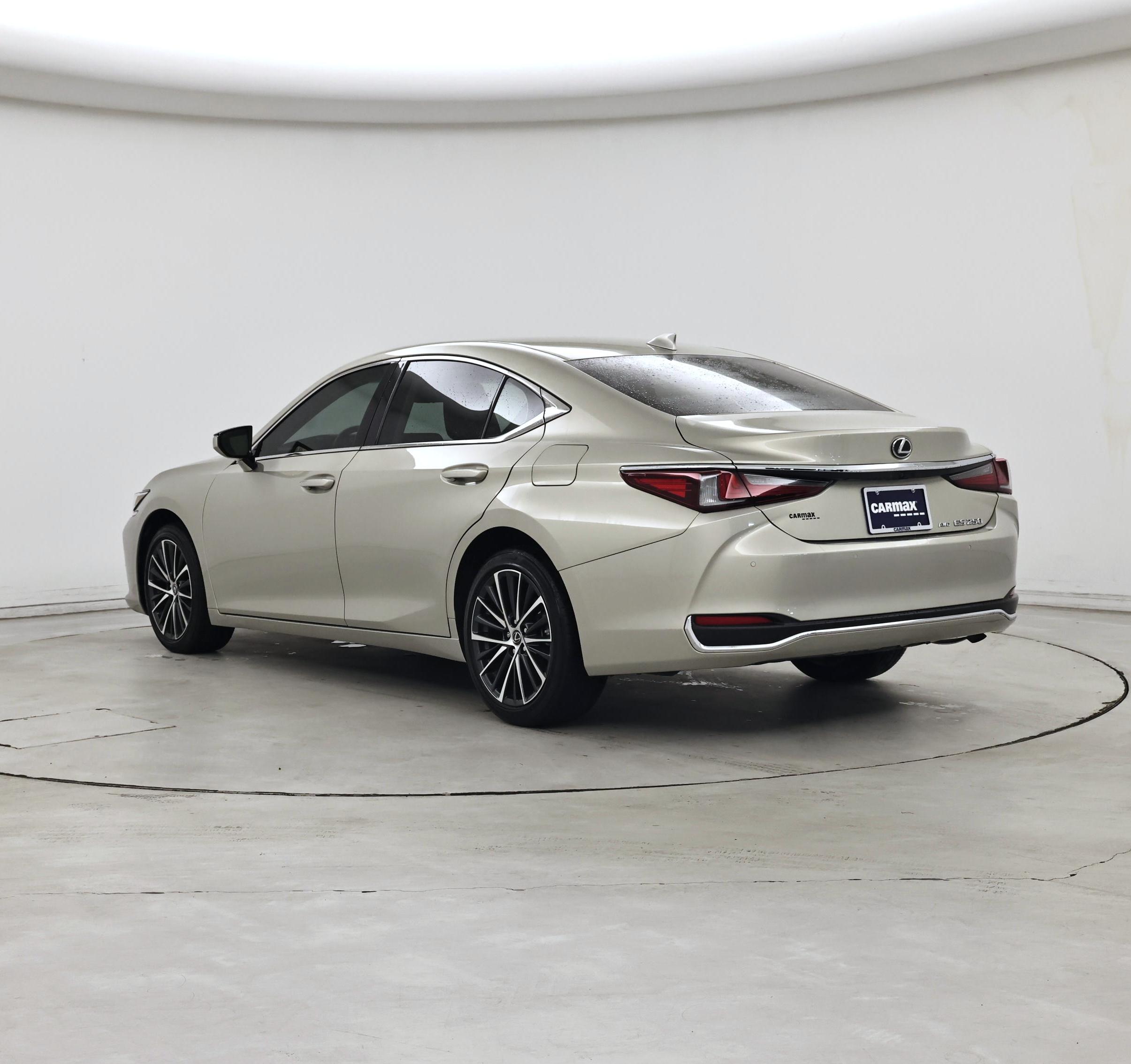 Thumbnail: 2024 Lexus ES - 2